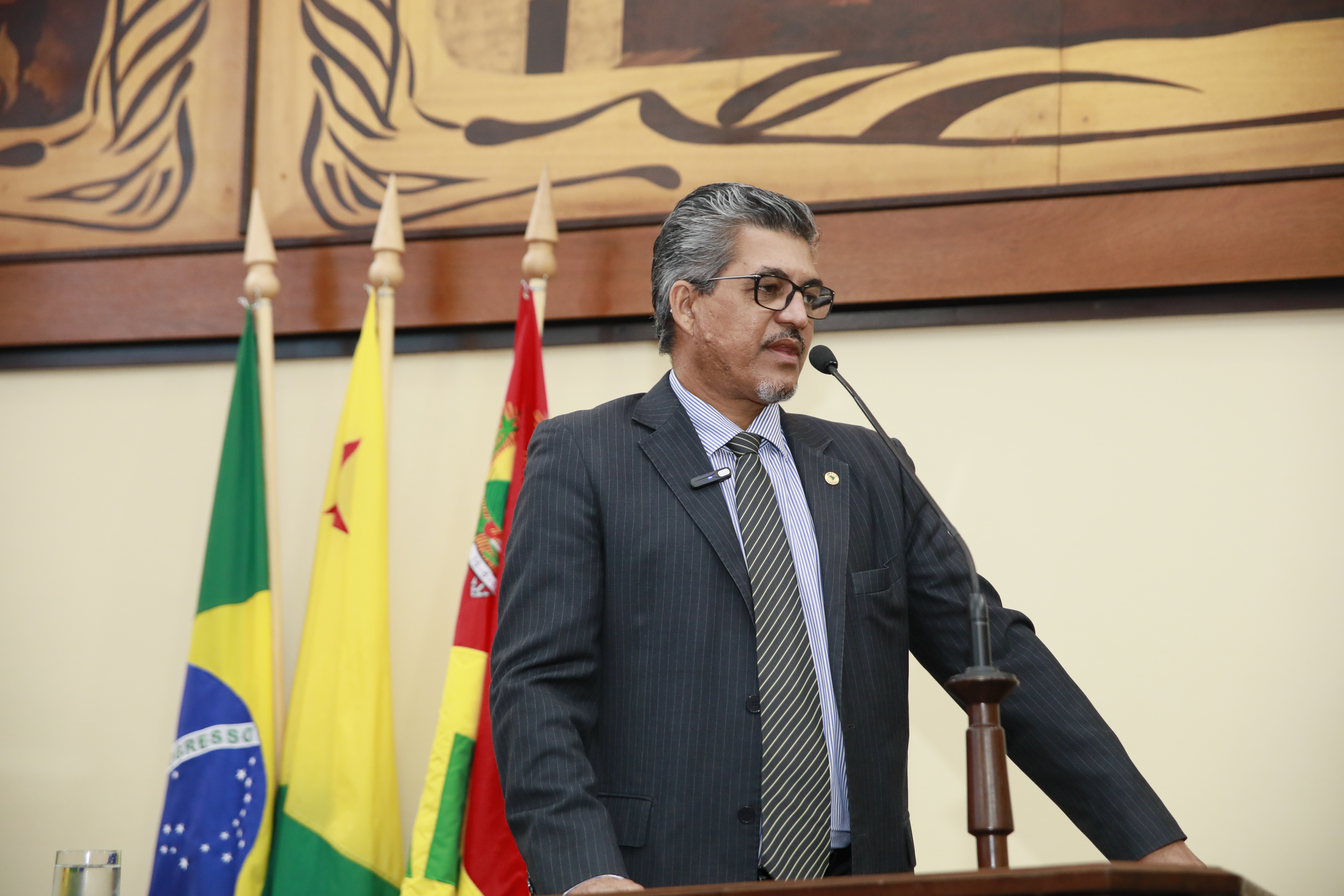 Deputado Edvaldo Magalhães critica encerramento de audiência pública da Educação