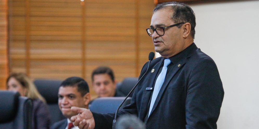 <strong>“Estou de alma lavada e tranquilo por saber que são apenas problemas contábeis”, diz Tanízio Sá</strong>