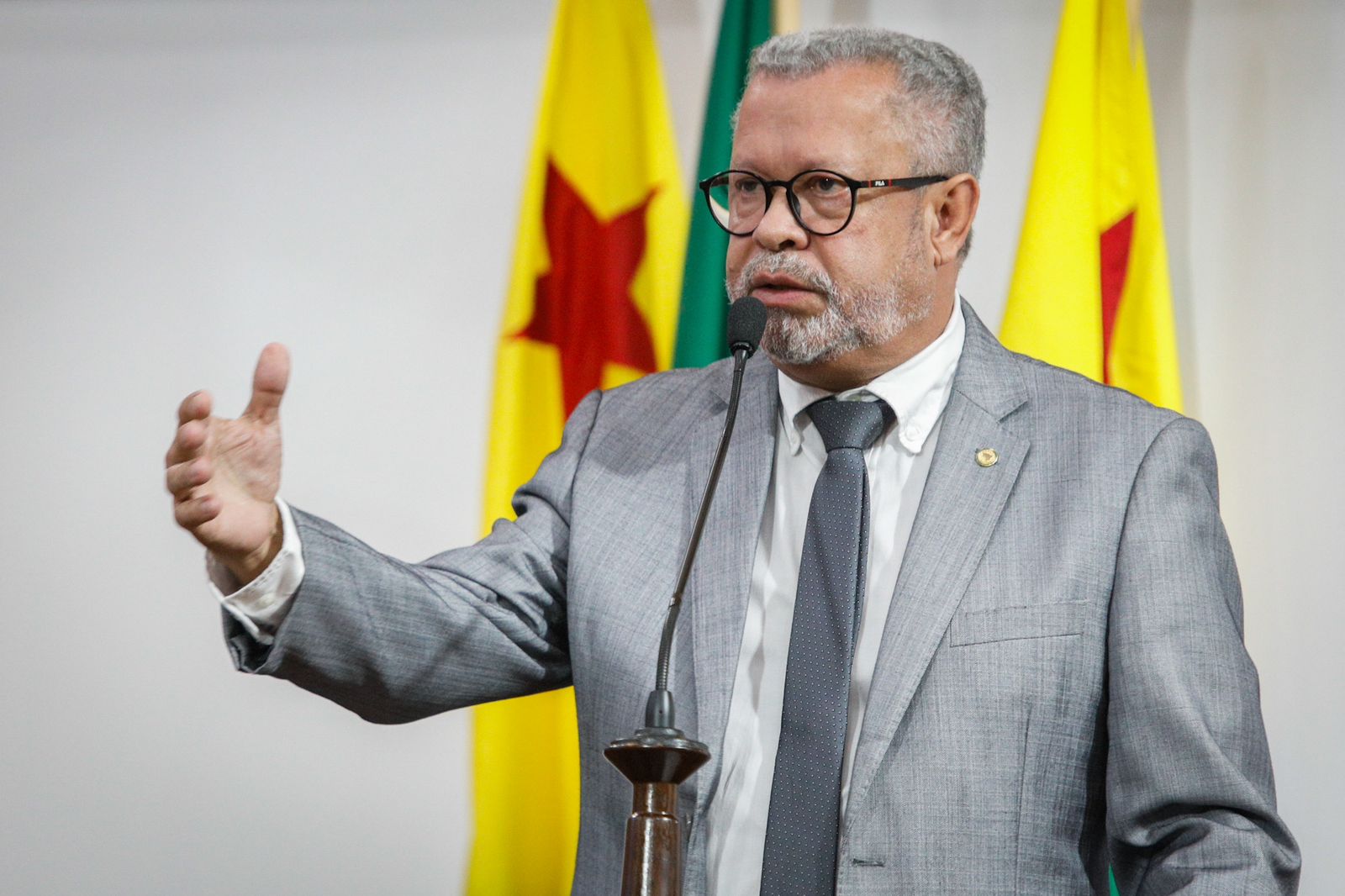 Afonso Fernandes expressa preocupação sobre denúncias contra Delegado Geral de Polícia