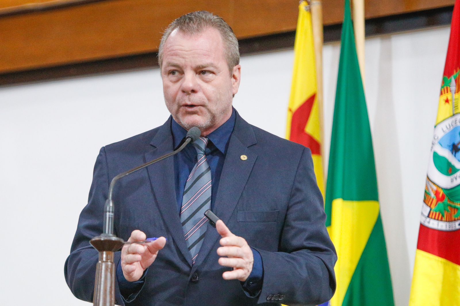 Pedro Longo destaca ação do MPAC sobre abastecimento de água e alerta para problemas de tráfego em Rio Branco