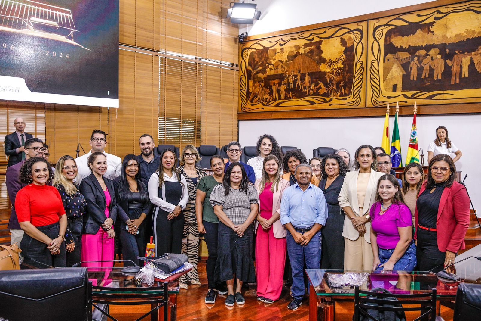 Audiência Pública na Aleac debate medidas contra o aumento da violência contra a mulher no Acre