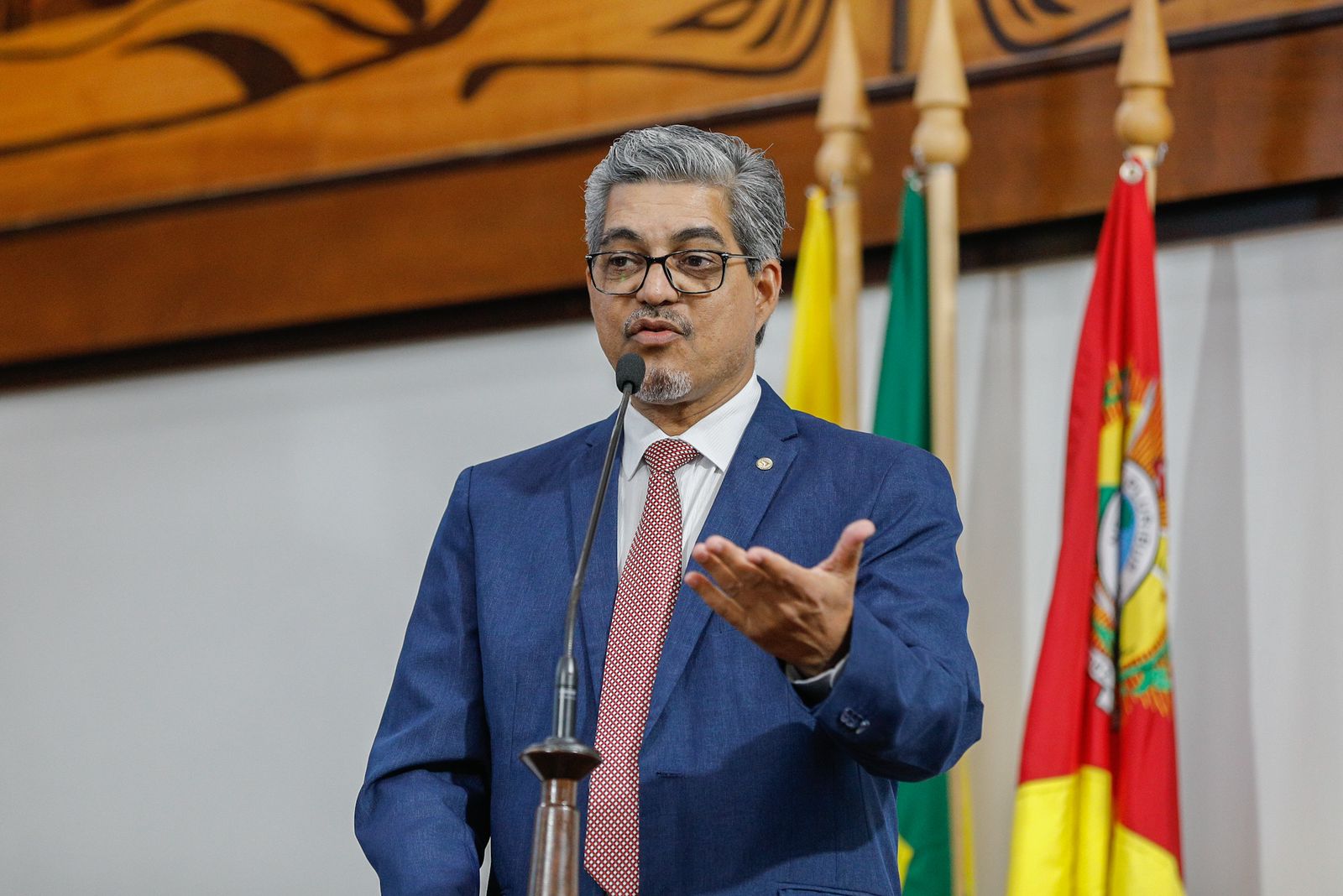 Edvaldo Magalhães solicita prorrogação do concurso do Corpo de Bombeiros do Acre
