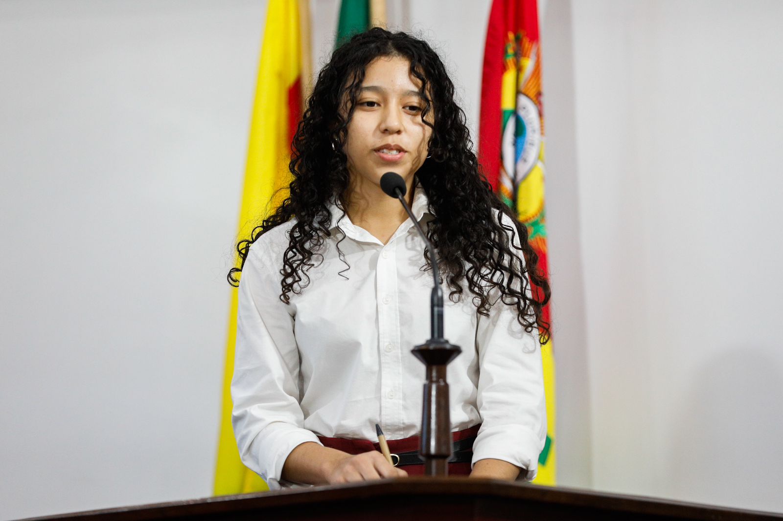 Sara Ketlen destaca sua jornada no Programa Jovem Parlamentar Acreano