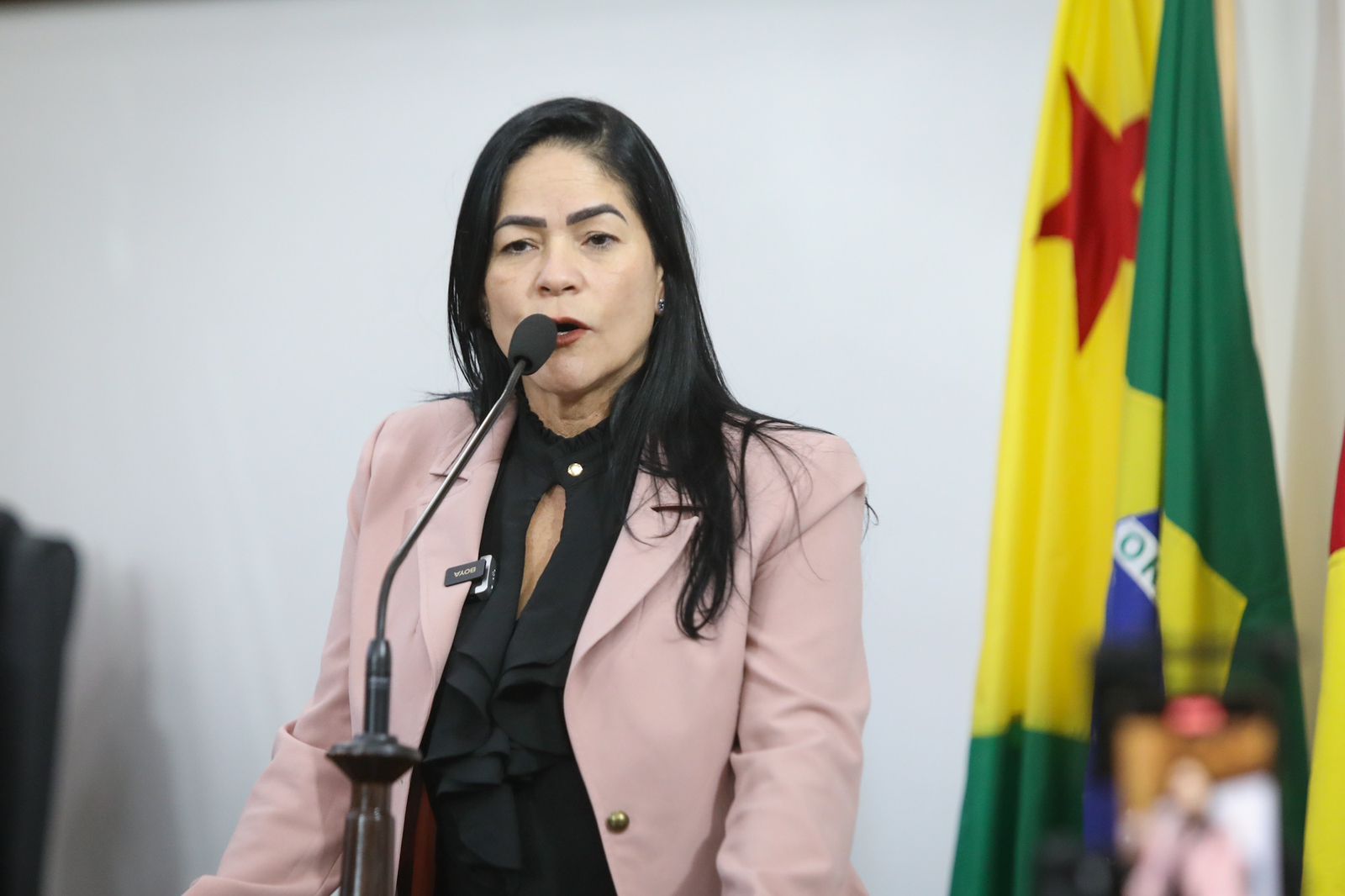 Maria Antônia celebra inauguração de IML em Brasiléia e apoio aos produtores rurais