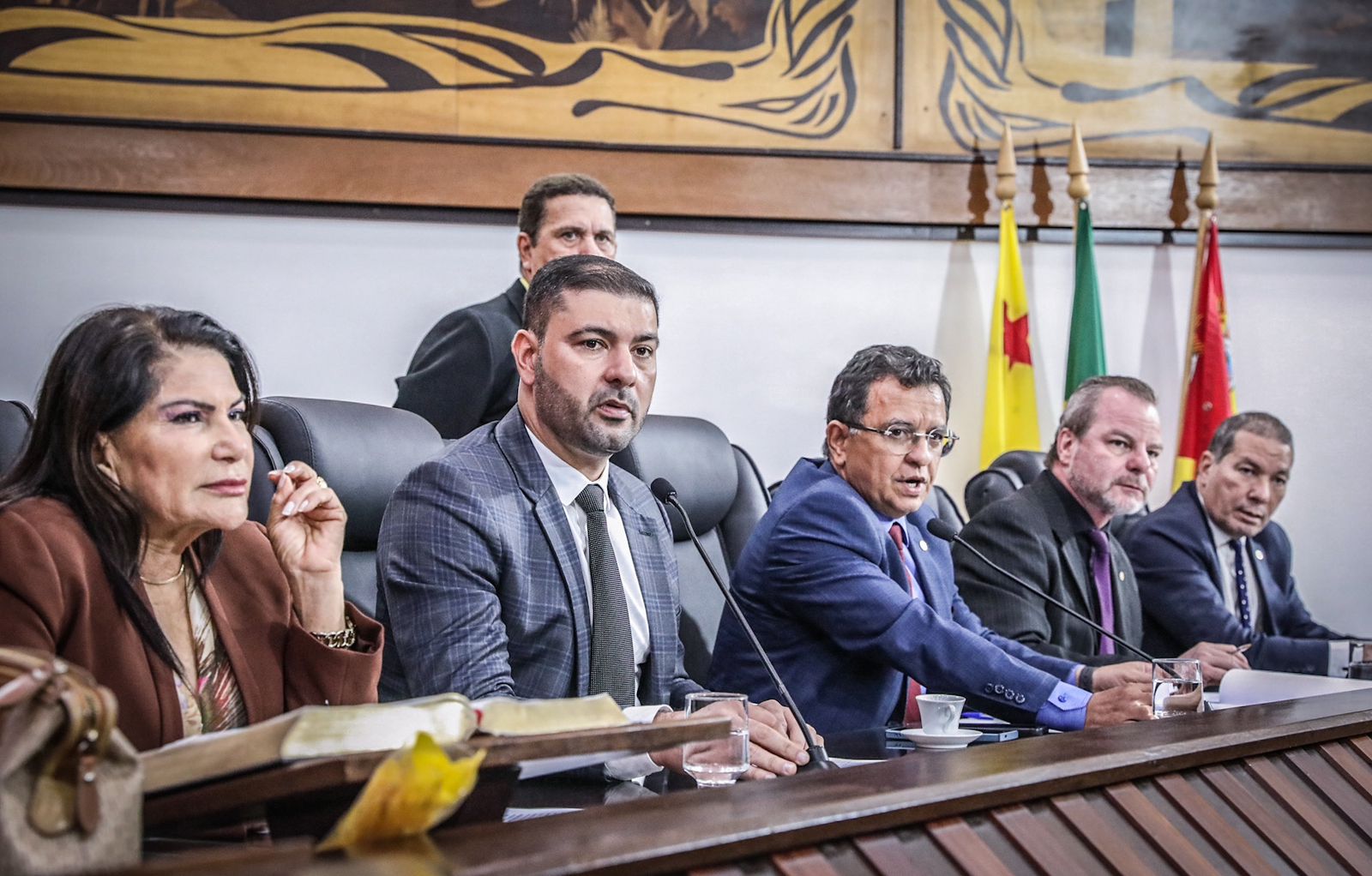 Aleac entra em recesso aprovando LDO para 2025 e mais 17 projetos do Executivo