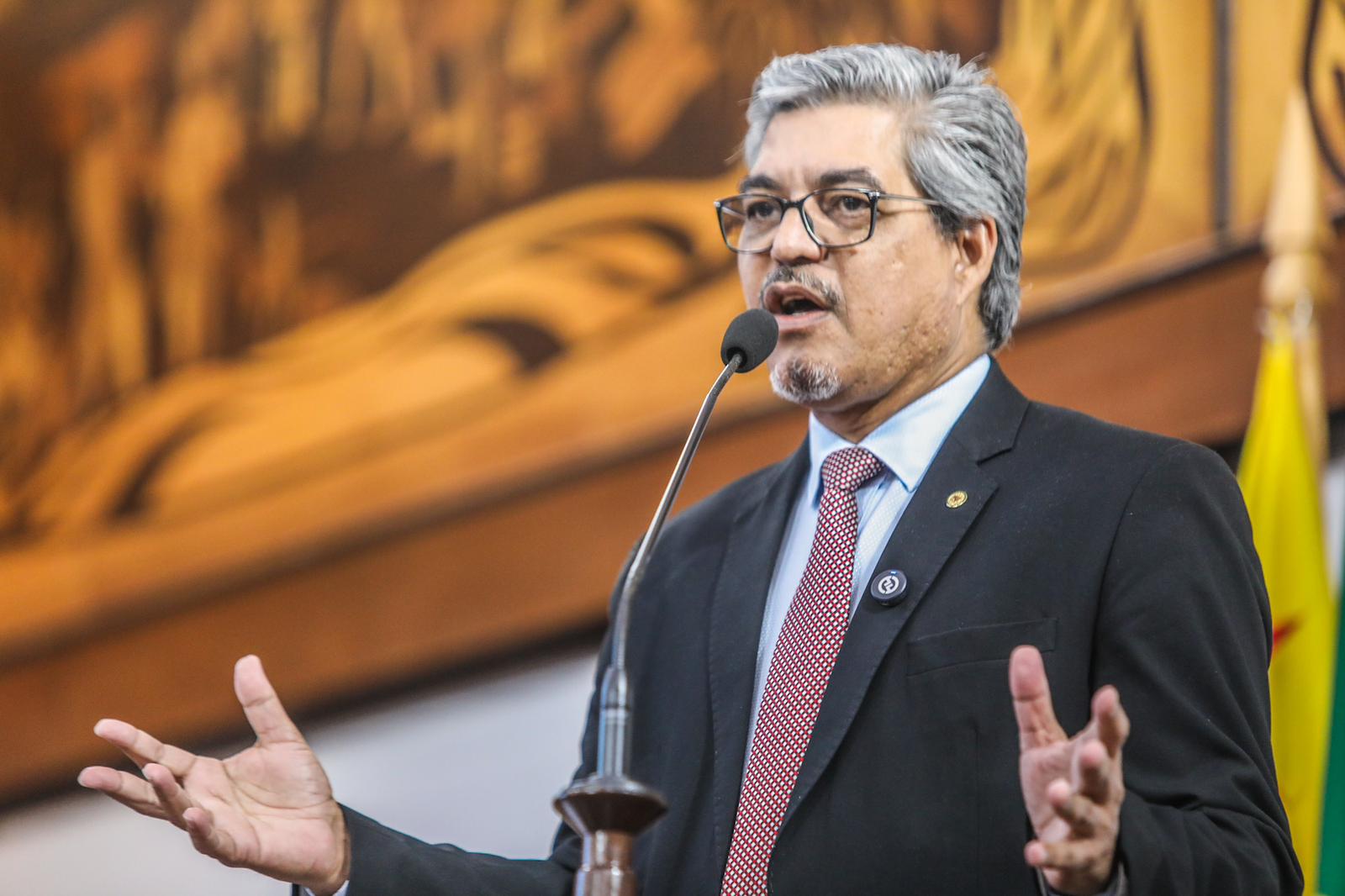 Edvaldo Magalhães alerta para crise ambiental e celebra acordo histórico em conflito fundiário no Acre