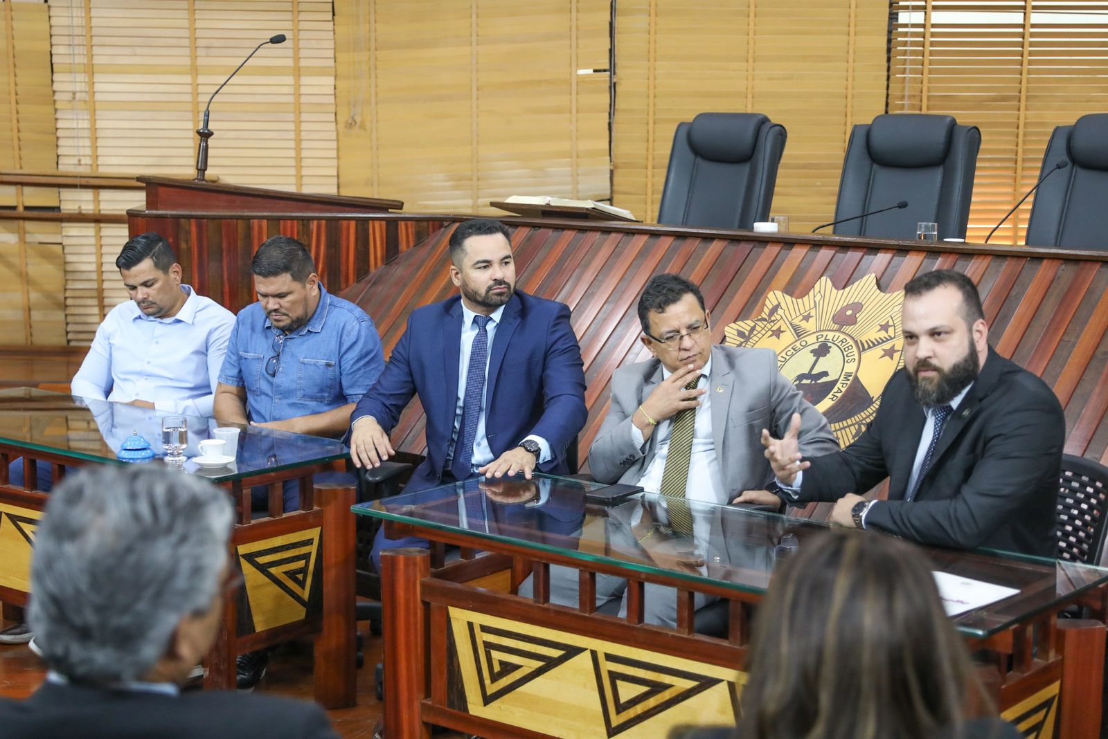 Deputados recebem presidente da Agepenn-Brasil na Aleac para tratar fortalecimento da Polícia Penal no Acre