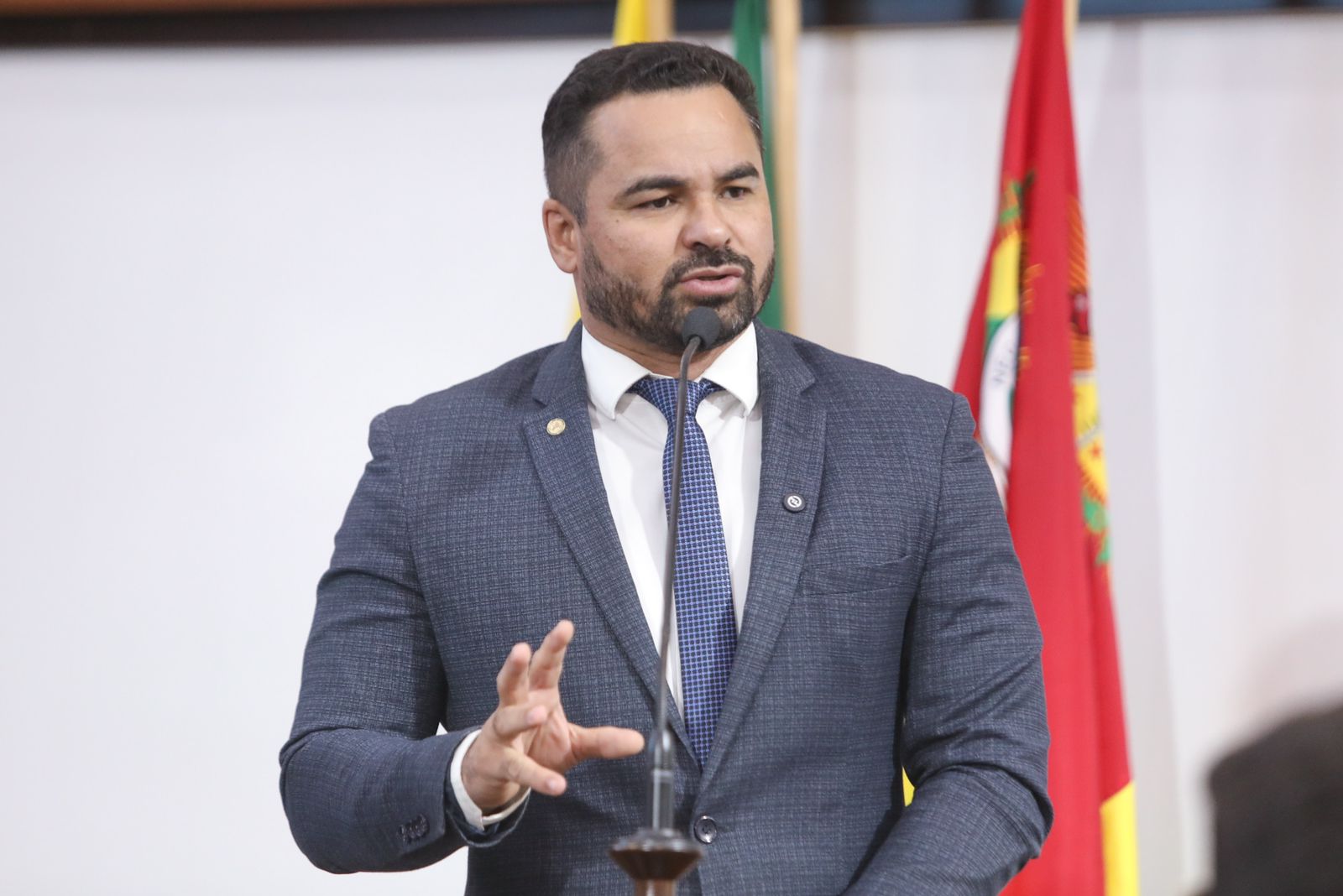 Arlenilson Cunha defende gestão de Tião Bocalom e destaca avanços na educação em Rio Branco