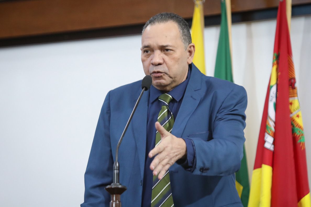 Manoel Moraes destaca a importância da união política e parabeniza novas lideranças na Aleac