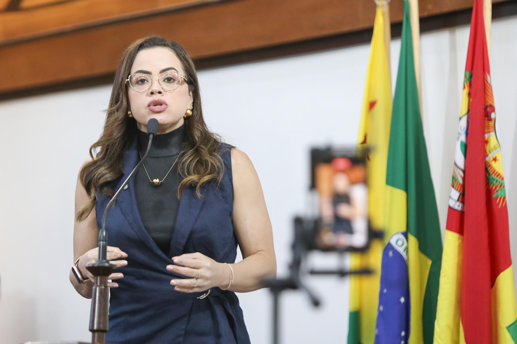 Michelle Melo reforça compromisso com a proteção das mulheres e propõe lei para barrar condenados por violência em cargos públicos