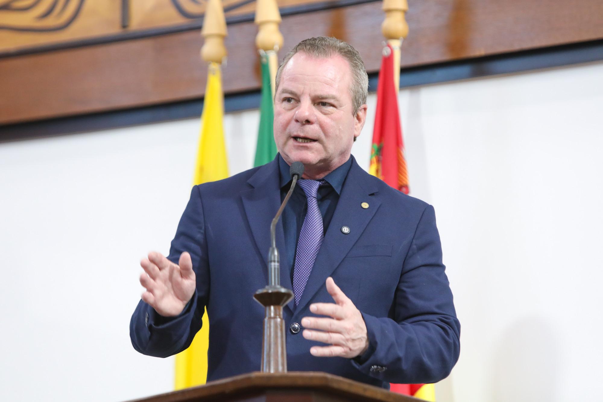 Pedro Longo celebra entrega da primeira etapa da duplicação da AC-405 e propõe audiência pública sobre impactos do Porto de Chancay
