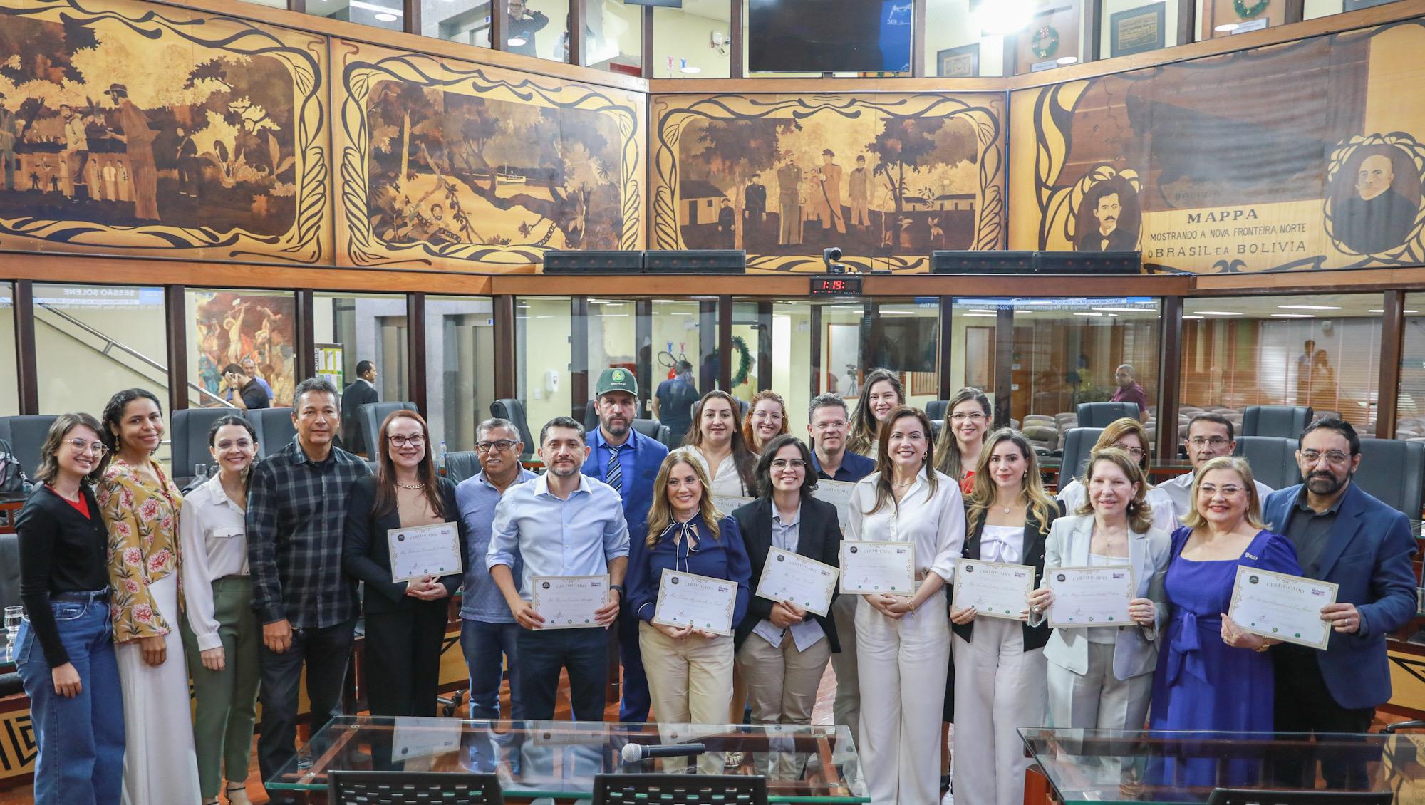 Assembleia Legislativa do Acre realiza sessão solene em homenagem ao Dia do Médico