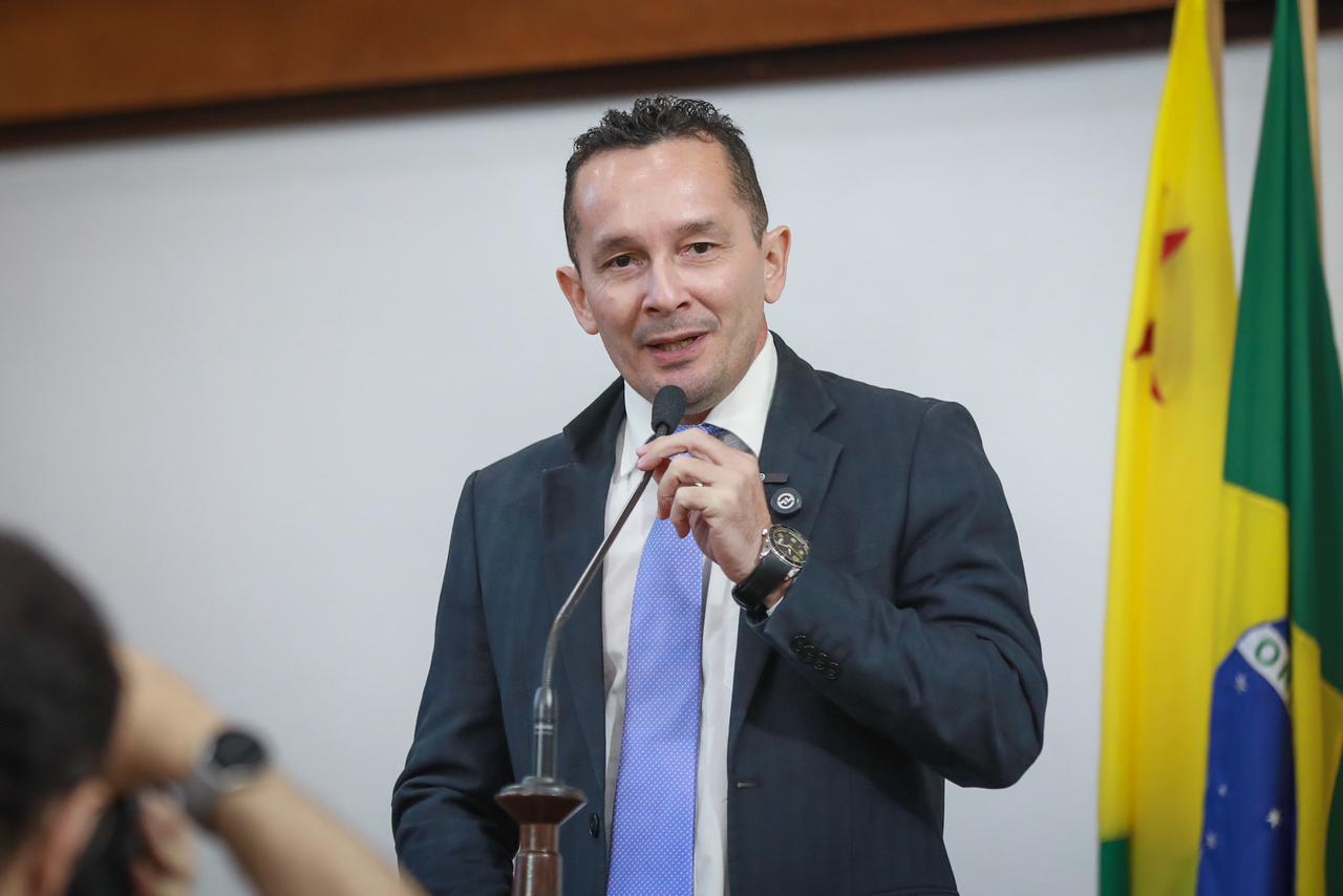 Adailton Cruz destaca ações em Feijó e solicita avanços para concursos da saúde