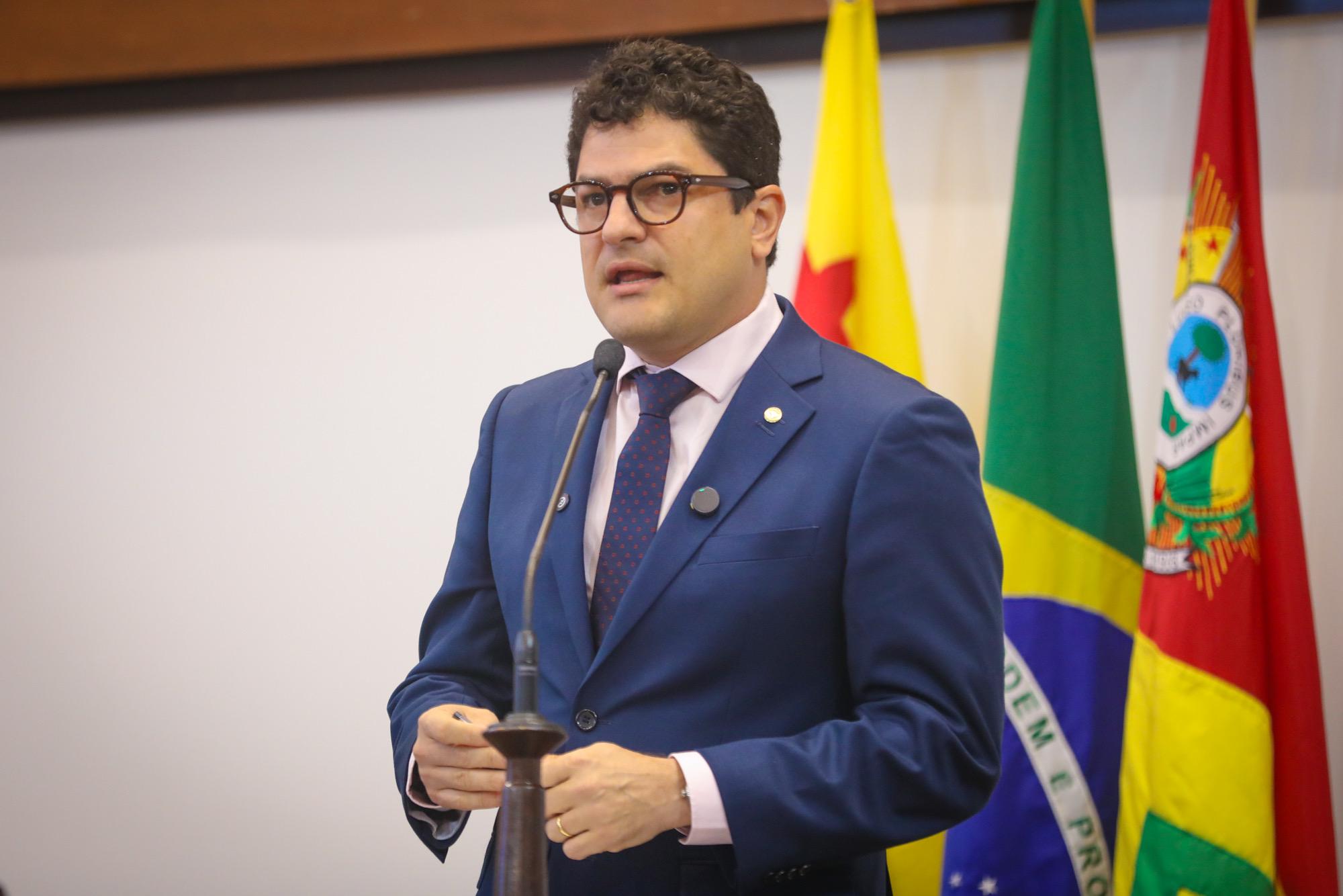 Deputado Eduardo Ribeiro destaca saúde e se solidariza à família Araújo