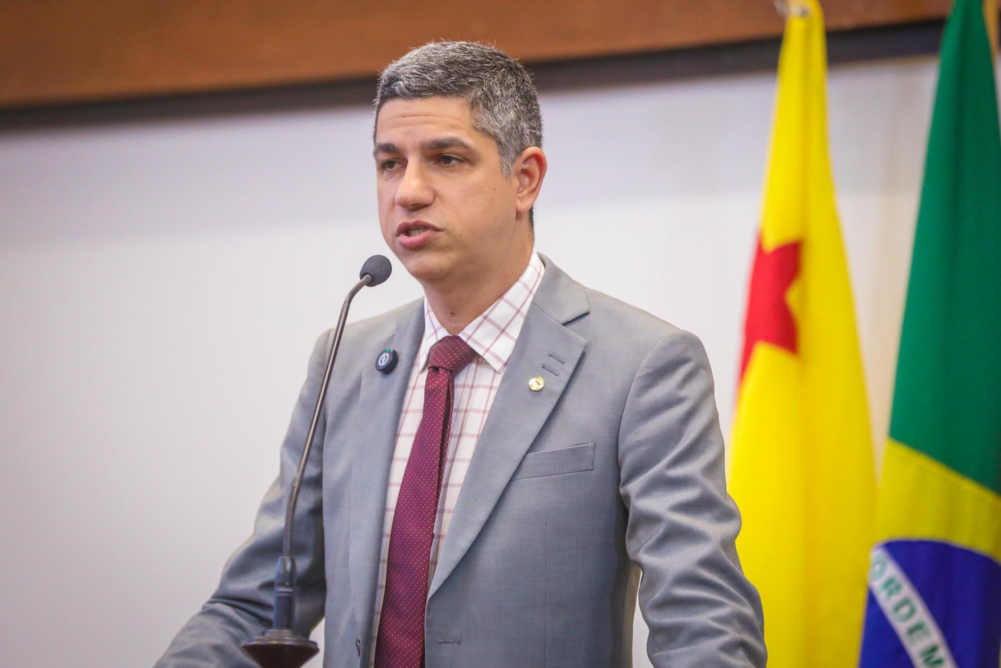 Fagner Calegário destaca chegada do barco do INSS e reforça posição independente na Aleac
