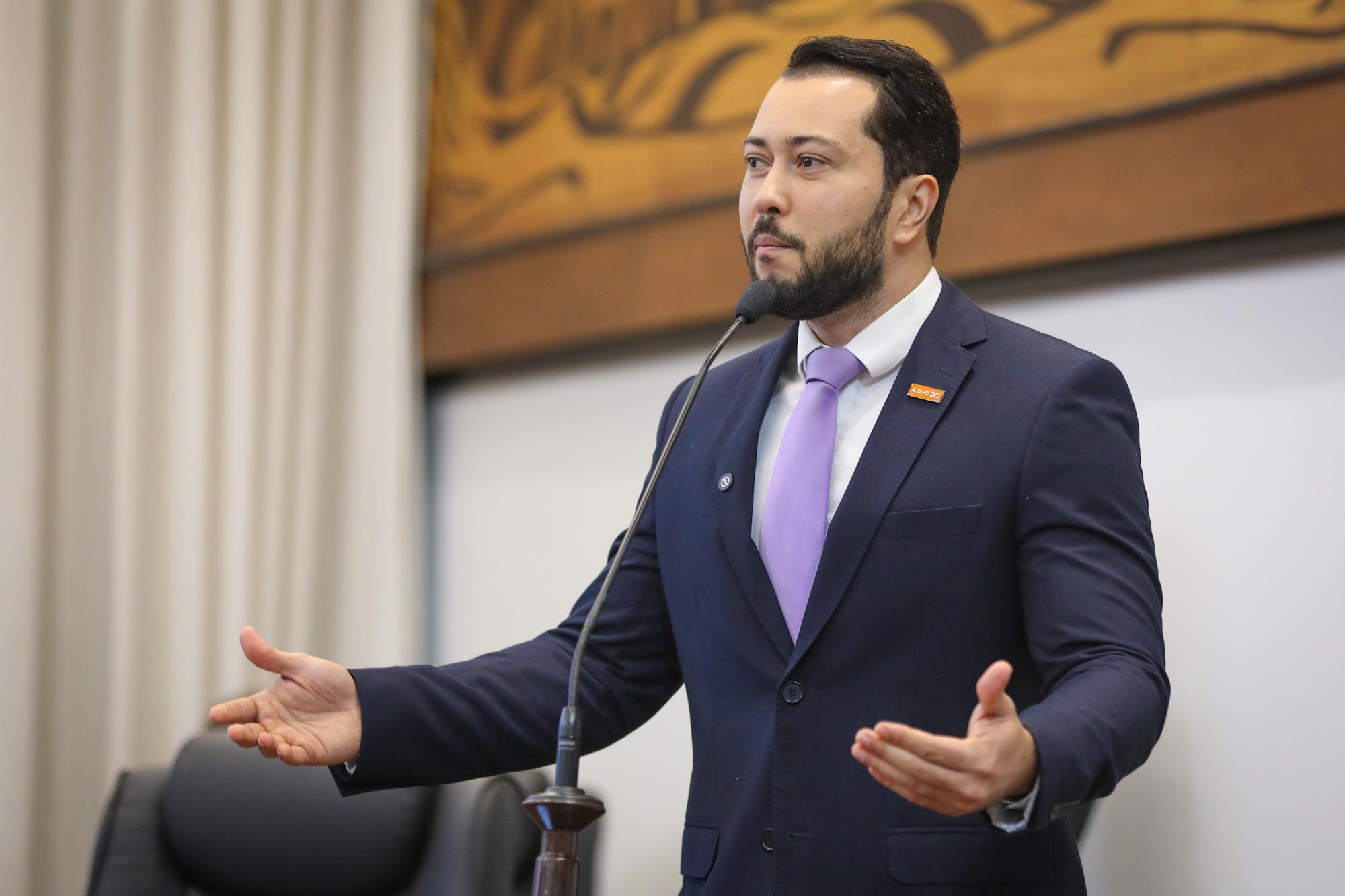 Emerson Jarude critica “maquiagem oficial” do governo em obras
