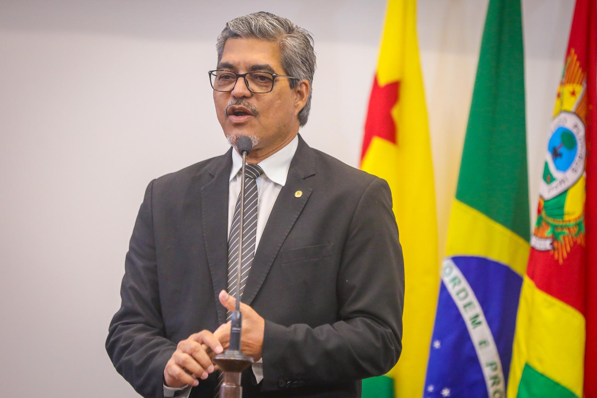Edvaldo Magalhães comenta exoneração de aliados de Alan Rick e alerta sobre antecipação da disputa eleitoral no Acre