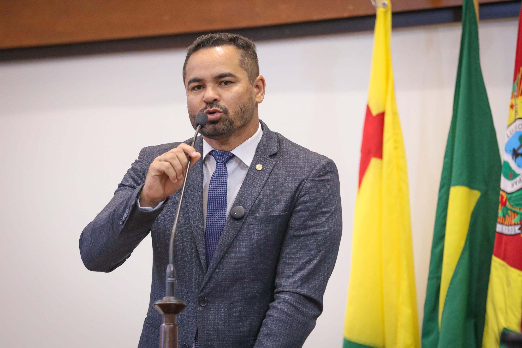 Arlenilson Cunha defende reestruturação da carreira militar e reforça compromisso da Comissão de Segurança