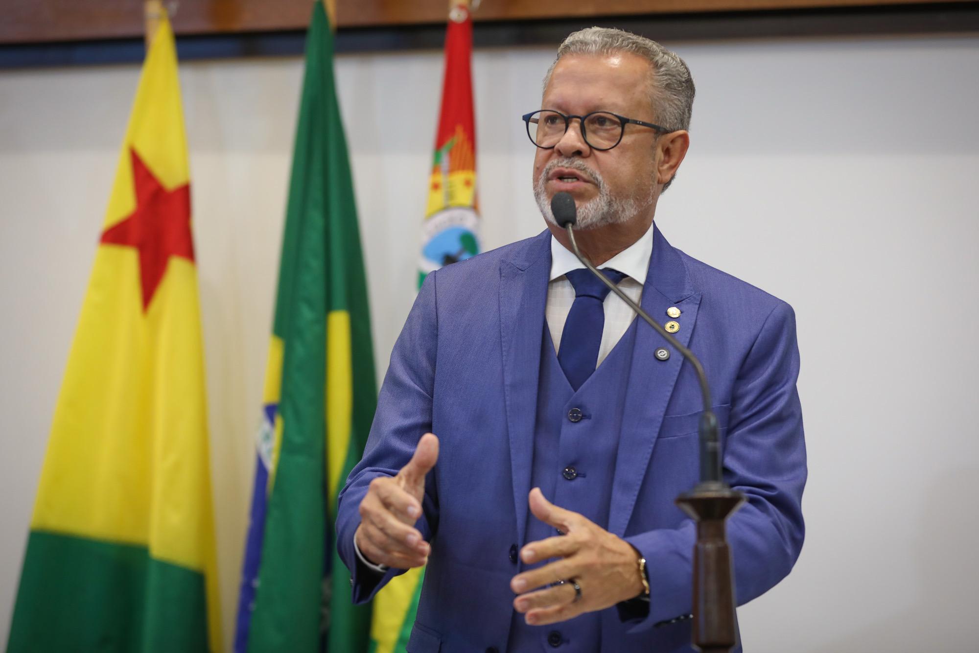 Afonso Fernandes propõe criação da Semana da Mulher Empreendedora no Acre