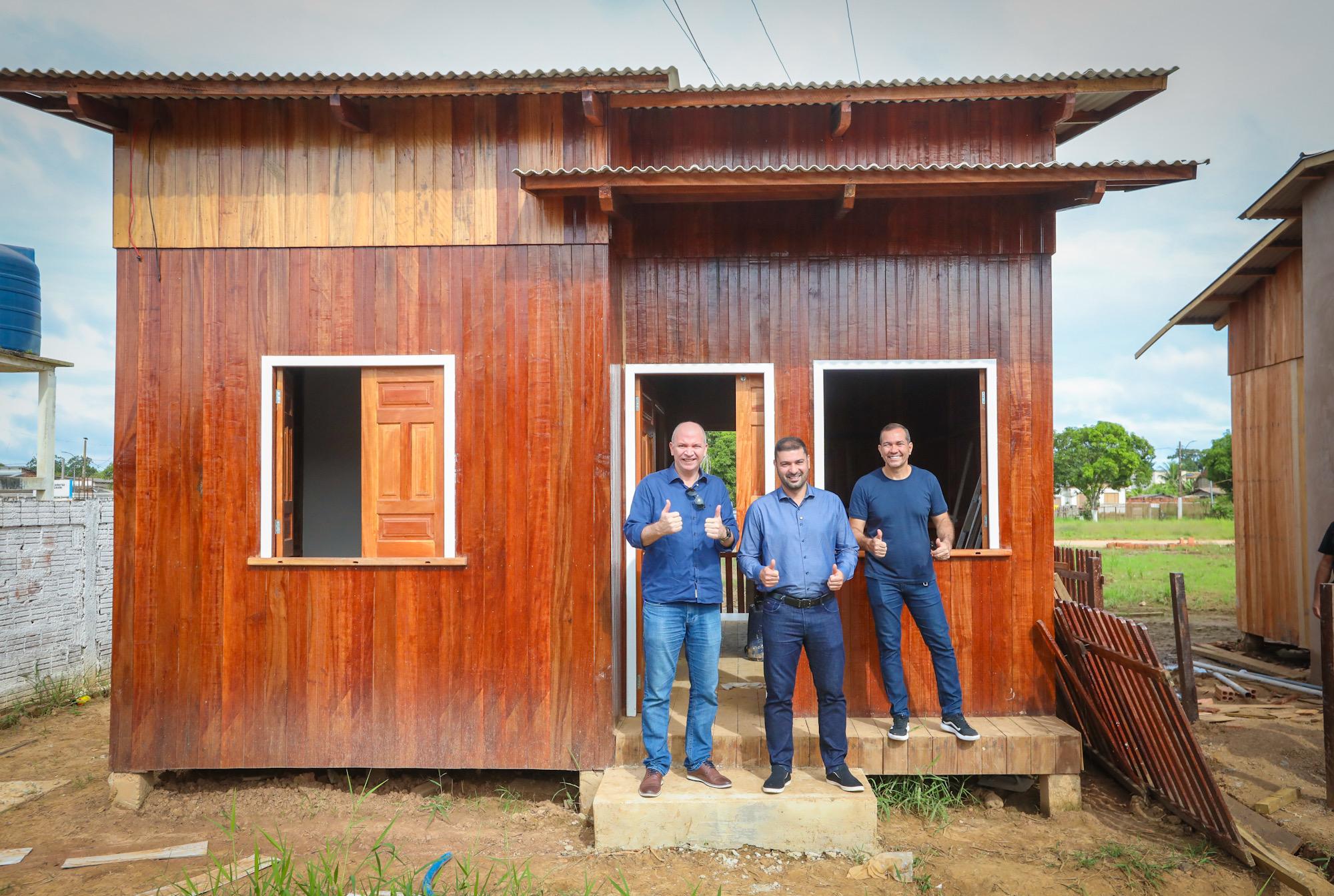 Prefeito de Sena Madureira recebe Nicolau Jr com café da manhã e apresenta construção de casas