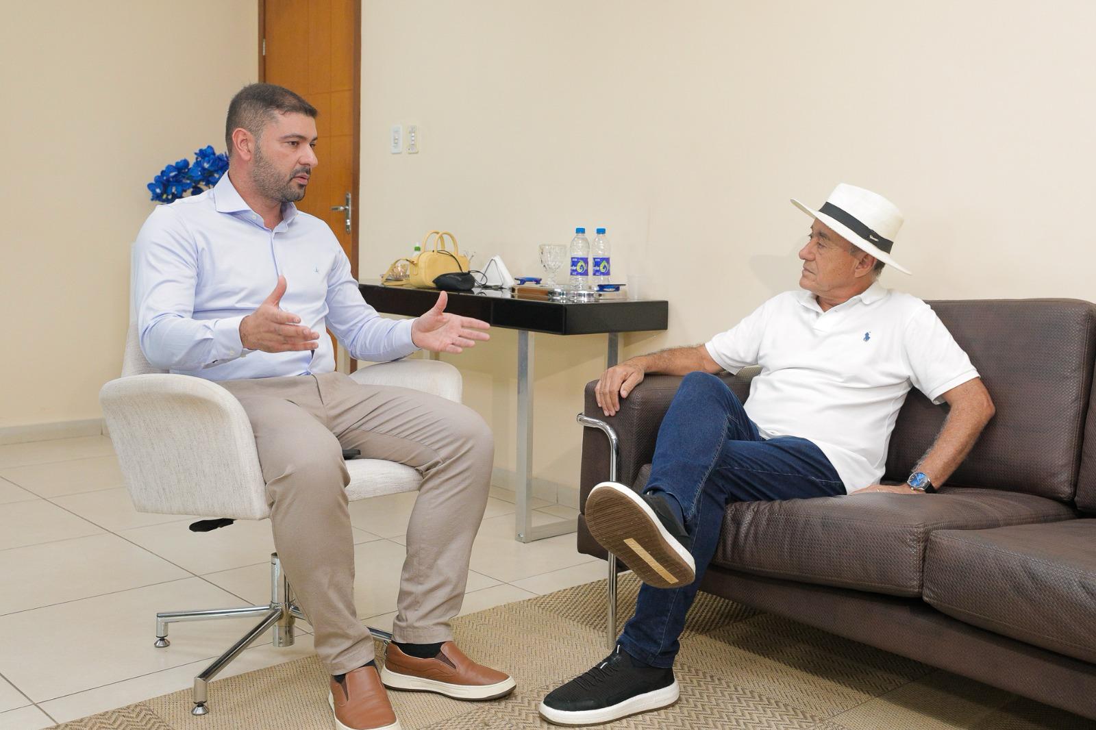 Na primeira visita oficial a Bocalom, Nicolau Jr enaltece trabalho do prefeito e diz: “Fazemos parte do mesmo time”