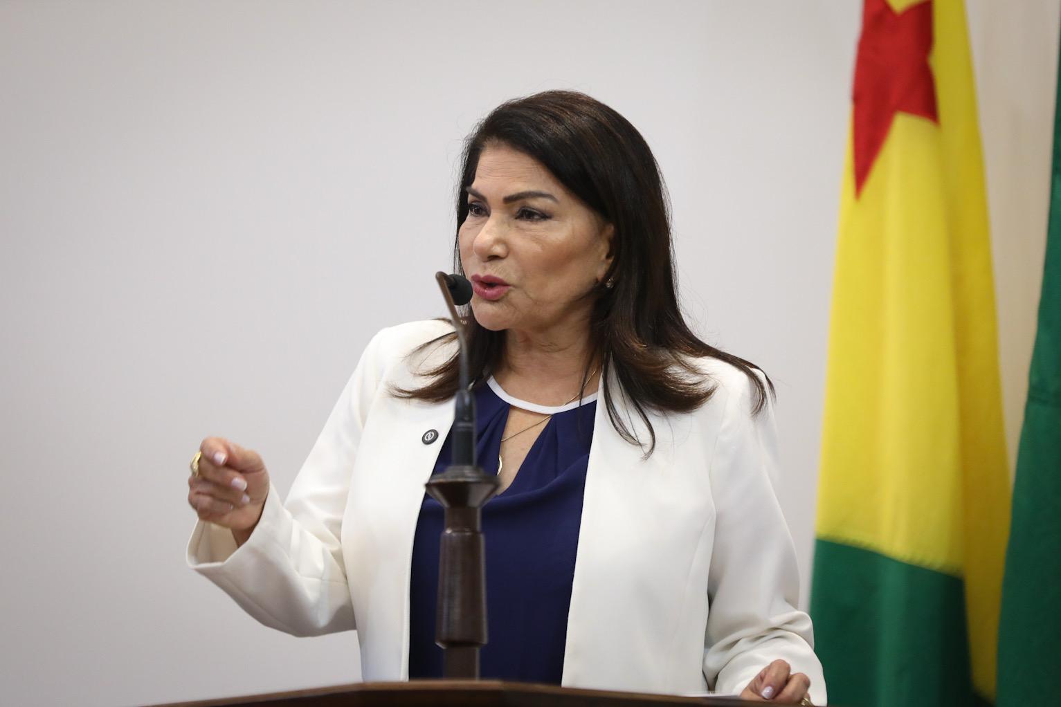 Antonia Sales denuncia precariedade nos hospitais do Juruá e pede descentralização de recursos