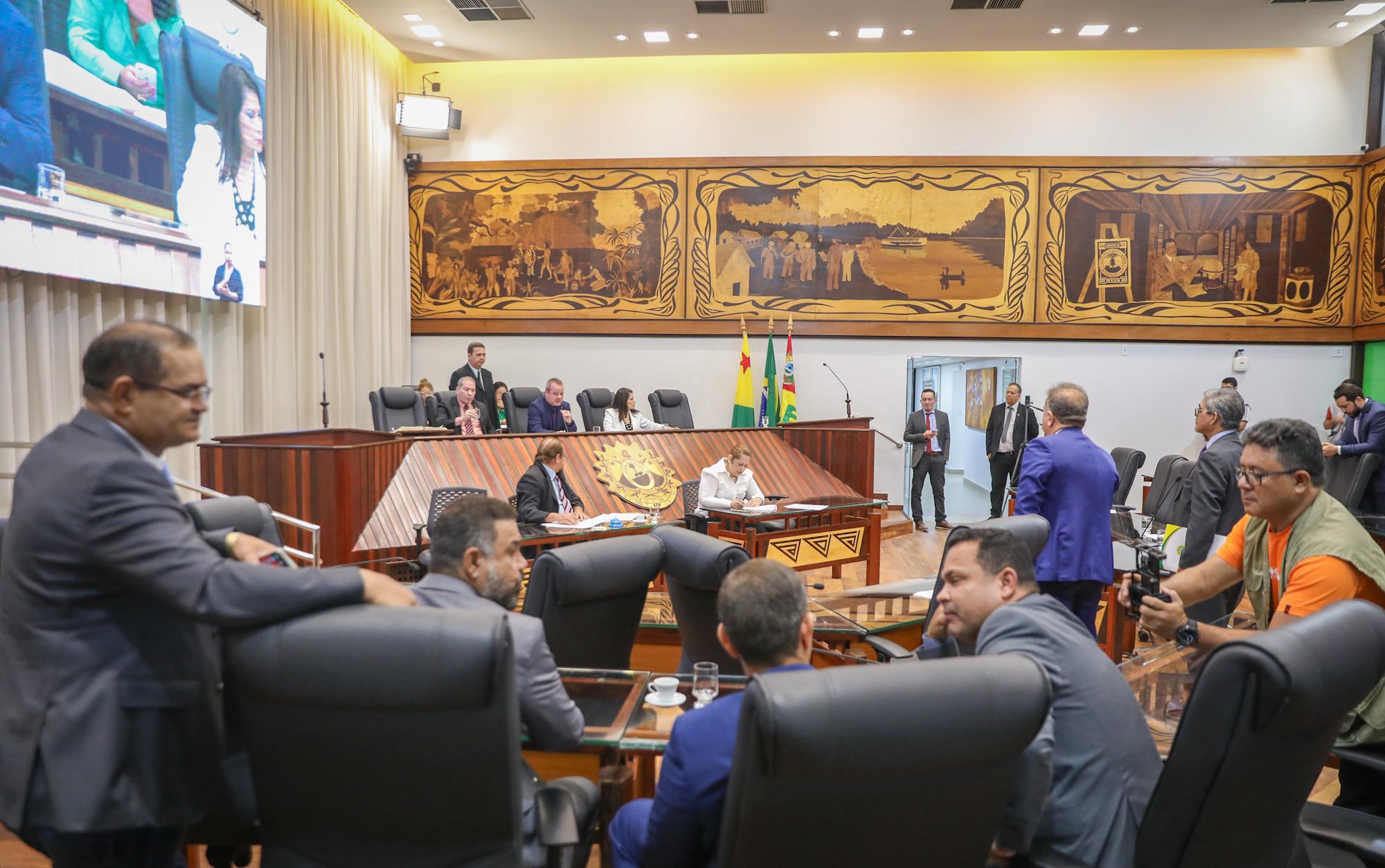 Com a pauta destrancada, deputados aprovam projetos de interesse do Ministério Público, Defensoria Pública e Executivo durante na desta quarta-feira