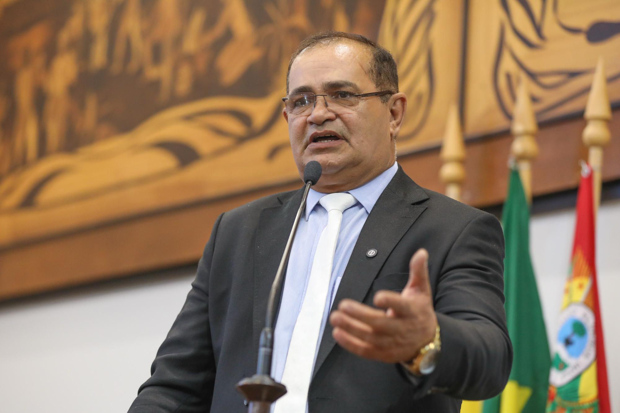 Tanízio Sá destaca iniciativa do Tribunal de Contas para orientar prefeitos e vereadores no Acre