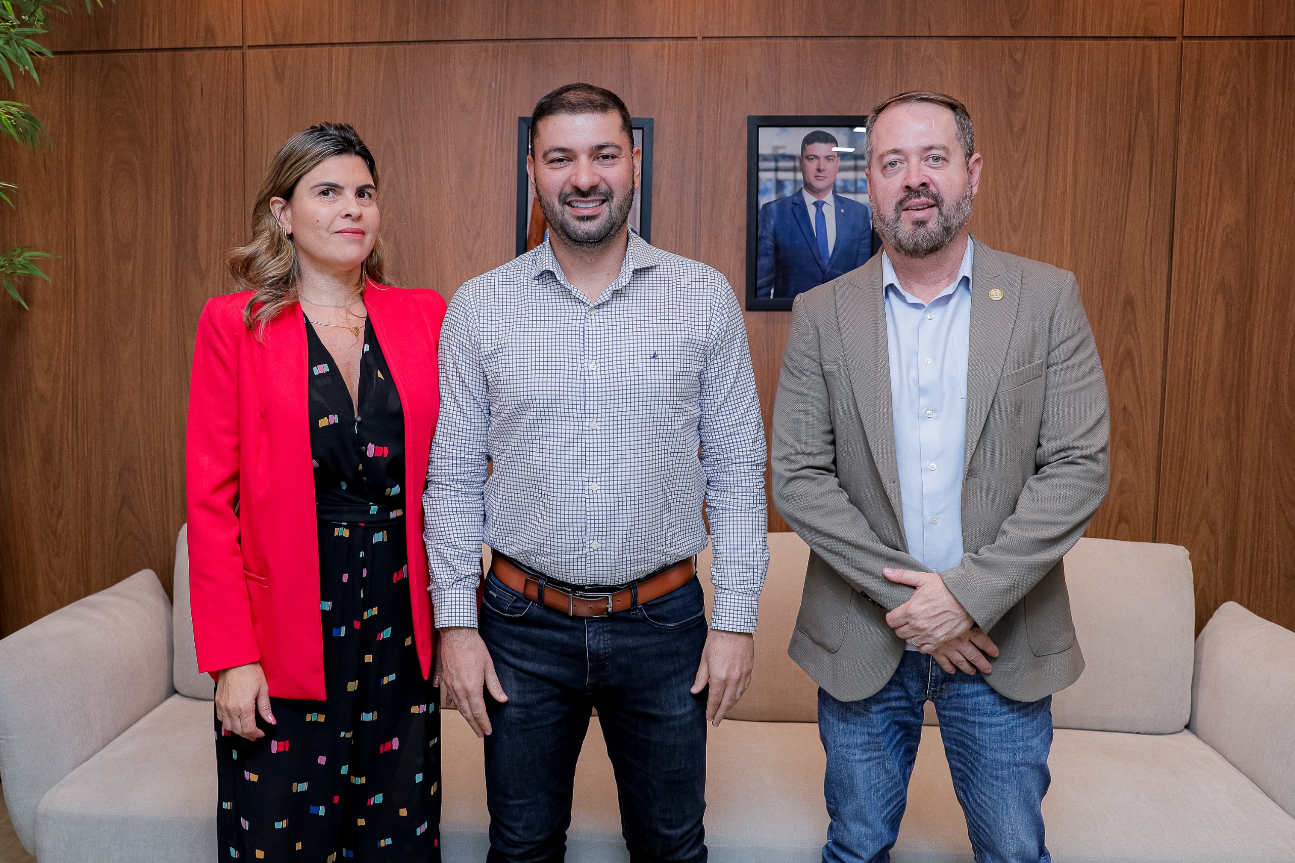 Reunião com o secretário de Estado de Turismo e equipe