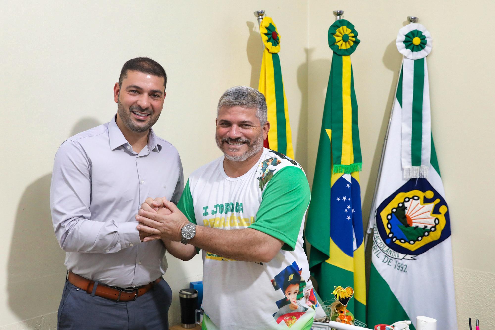 “É a primeira vez em cinco anos que recebo a visita de um presidente da Aleac”, diz prefeito ao recepcionar Nicolau