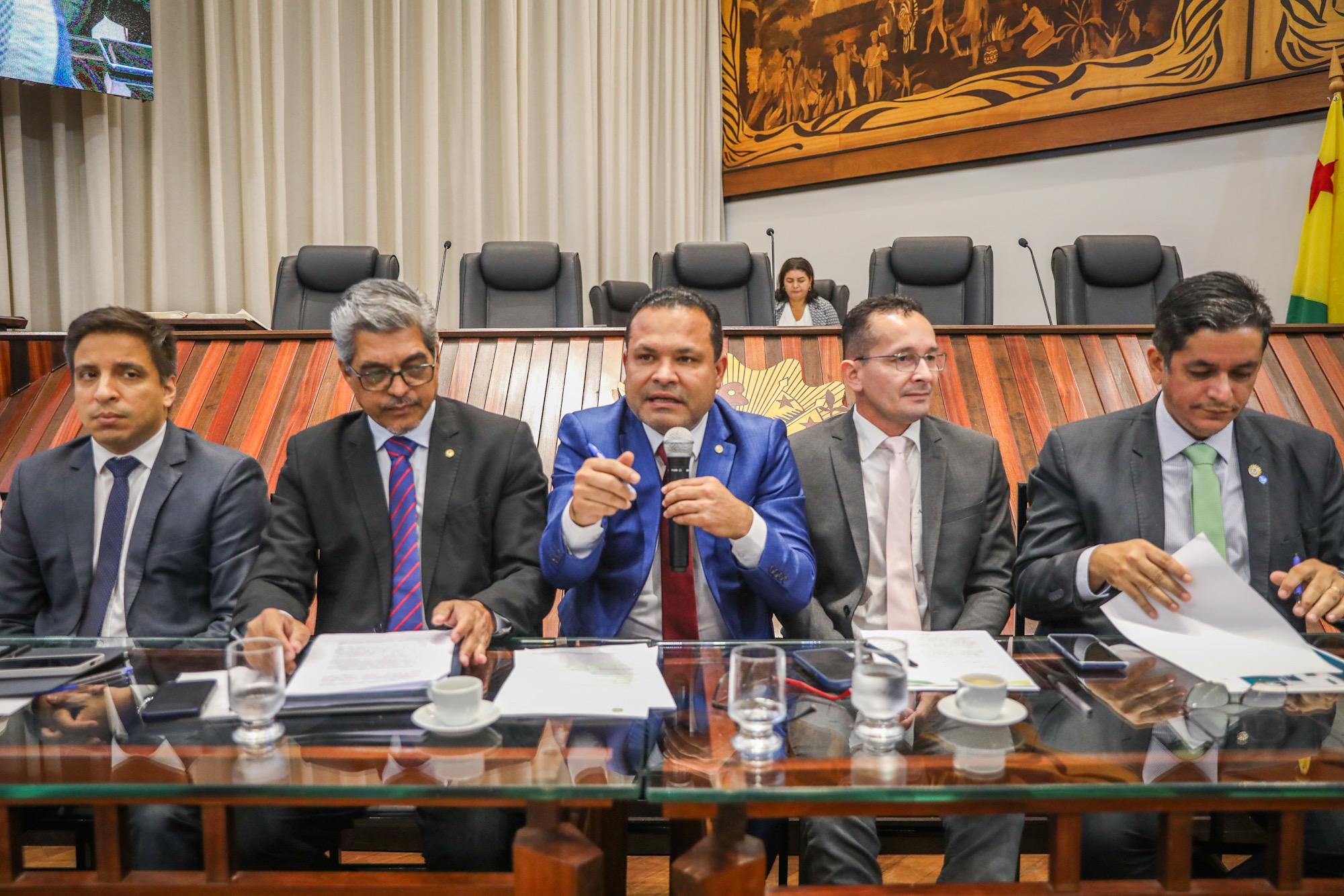 Aleac realiza audiência pública para avaliar metas fiscais do primeiro quadrimestre de 2025
