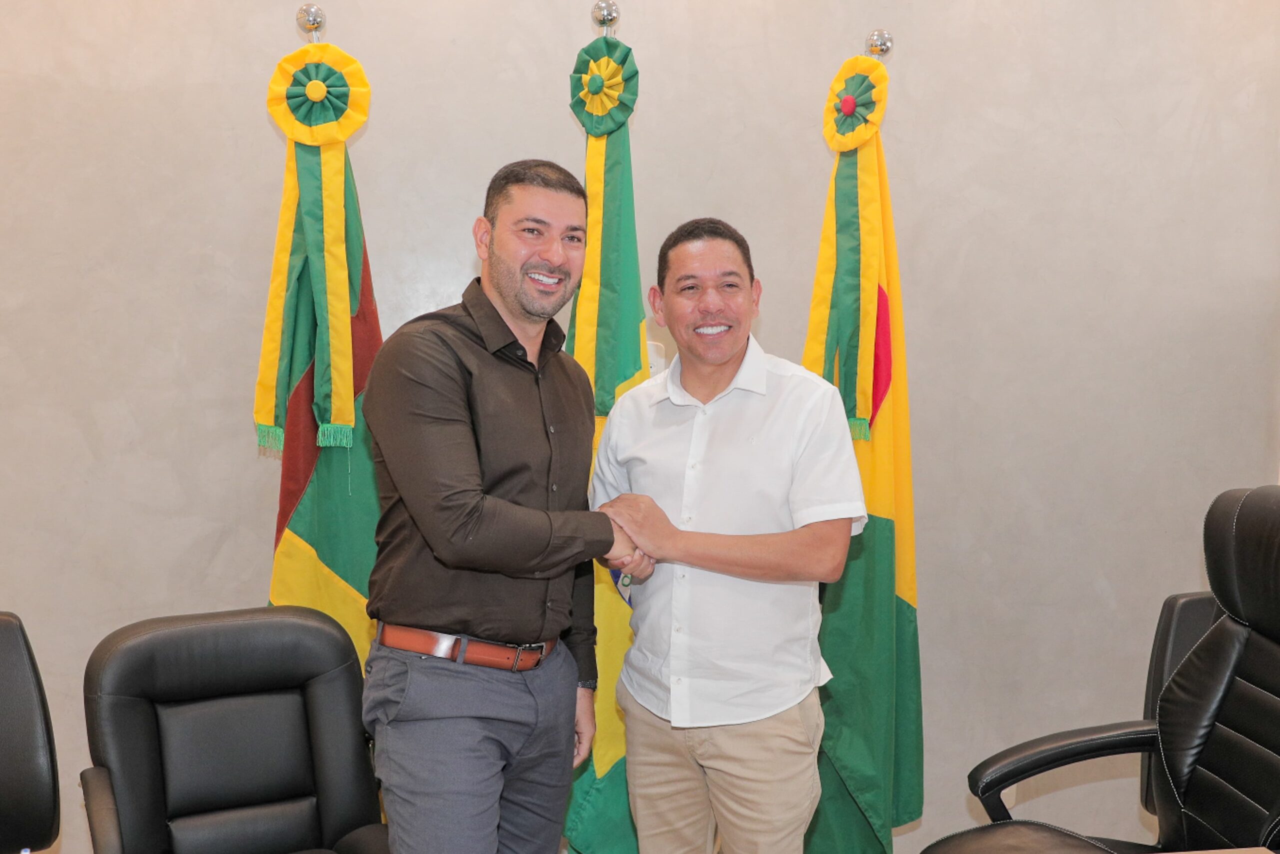 Prefeito pede apoio a Nicolau Jr para incluir Assis Brasil na zona de livre comércio