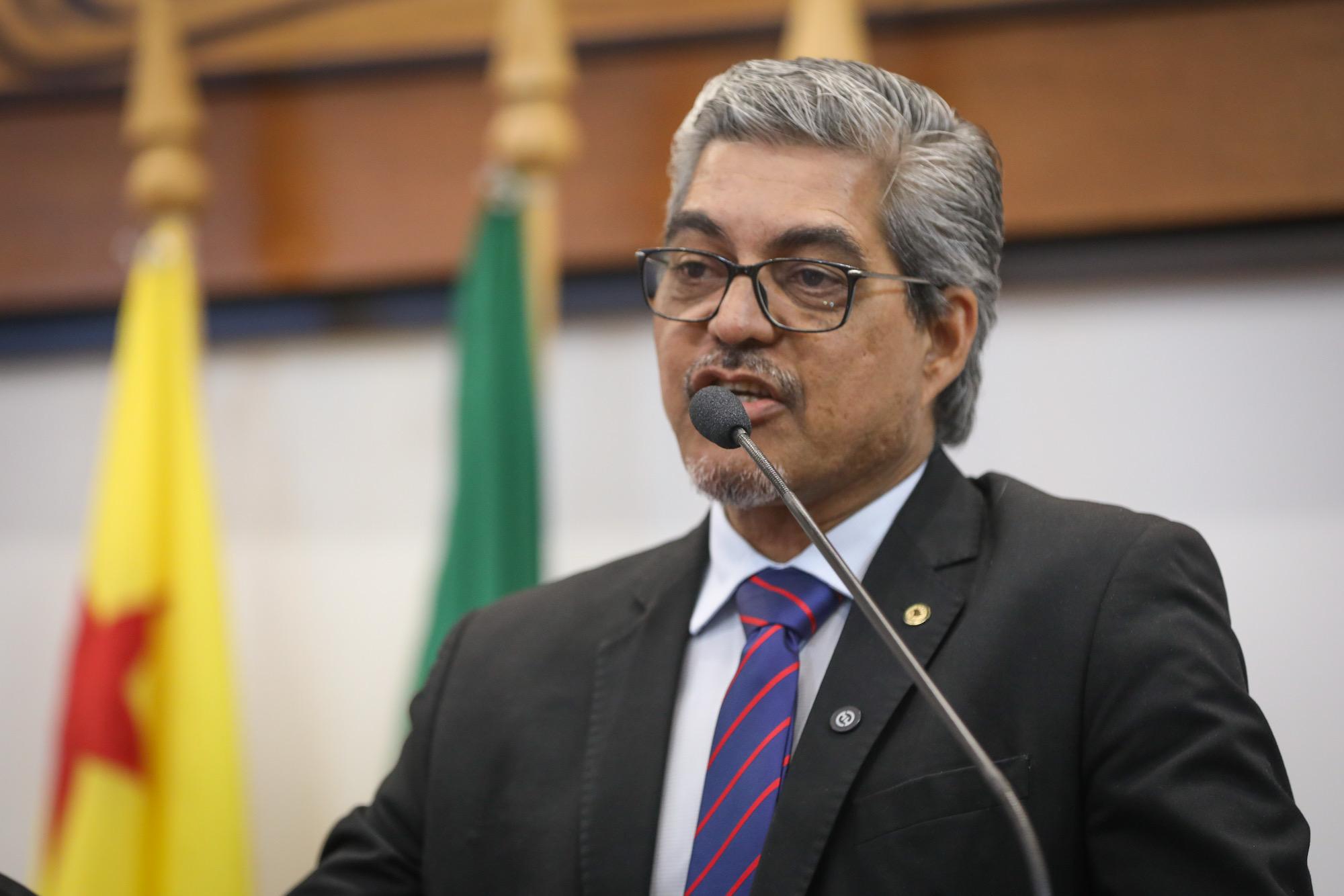 Edvaldo Magalhães denuncia permanência de contrato com a MedTrauma e cobra providências do Governo do Estado