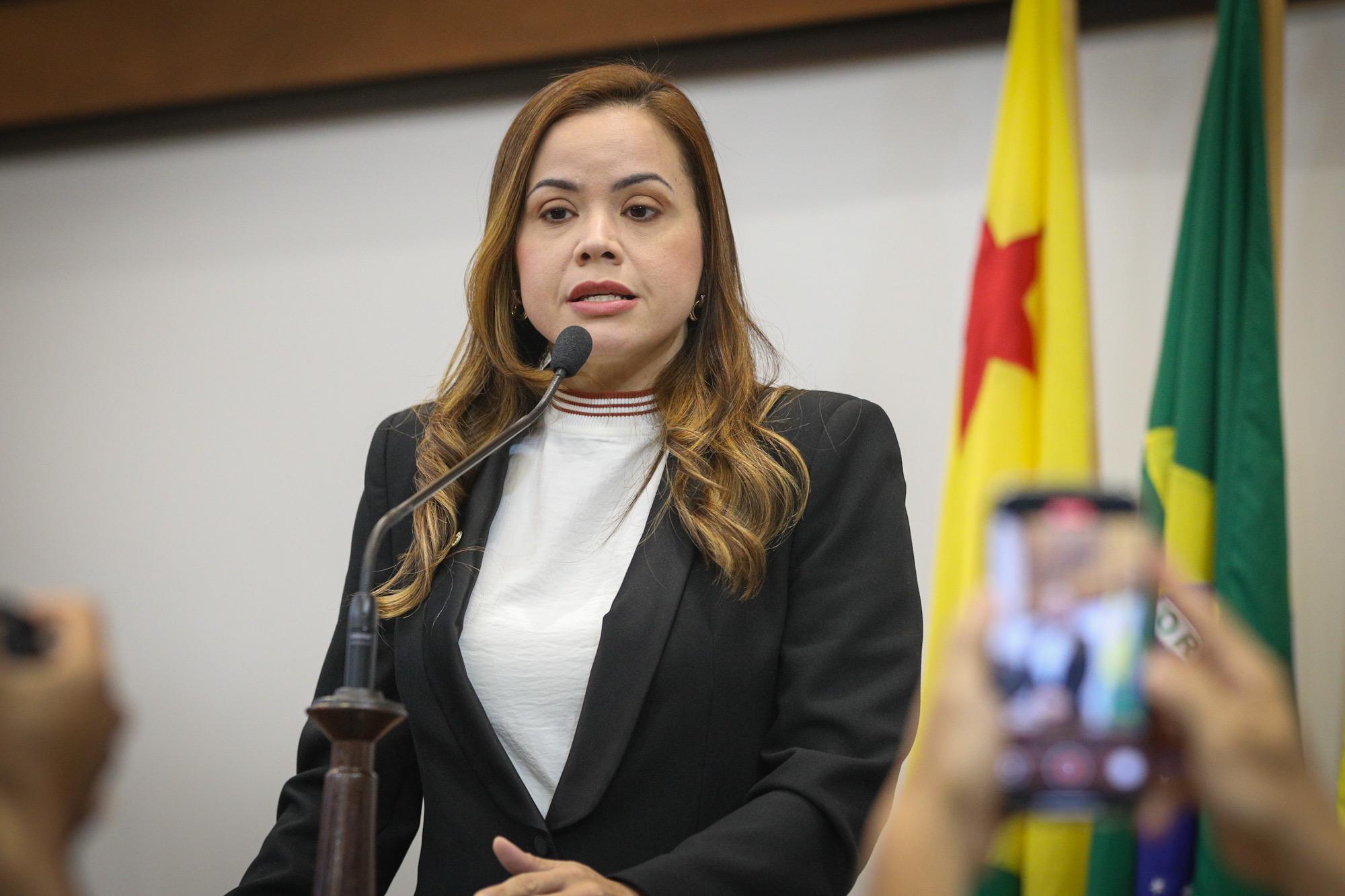 Michelle Melo apresenta projetos voltados à saúde nas escolas e combate à fome com sustentabilidade