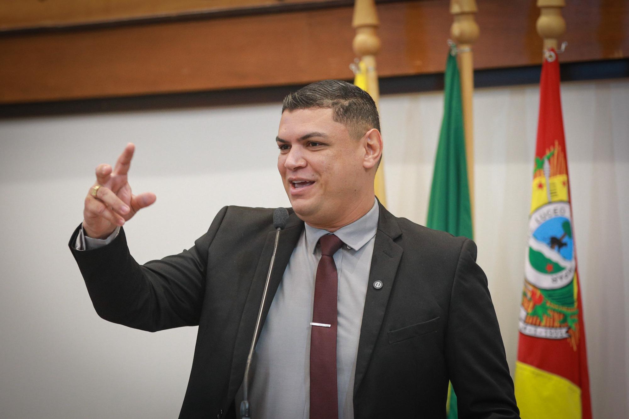 Deputado Tio Pablo critica aumento fiscal sobre a pauta do boi e cobra mais diálogo com produtores
