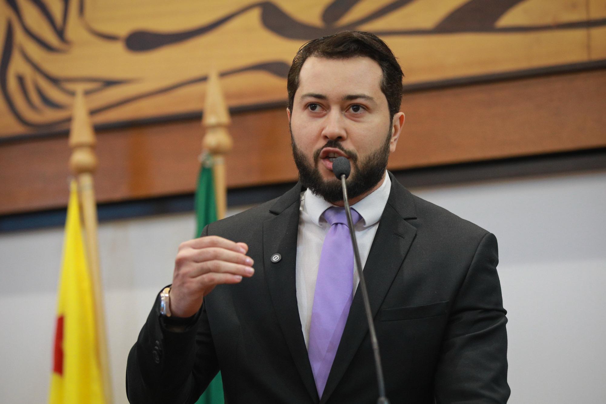 Jarude critica descaso com servidores da segurança e cobra valorização urgente