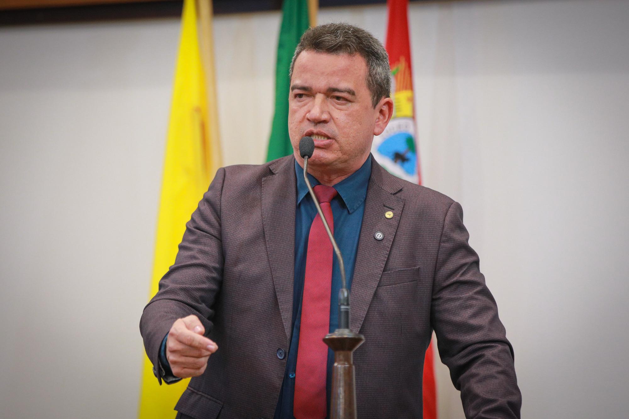 André Vale destaca importância da Caravana da Aleac e defende avanços na educação rural e indígena