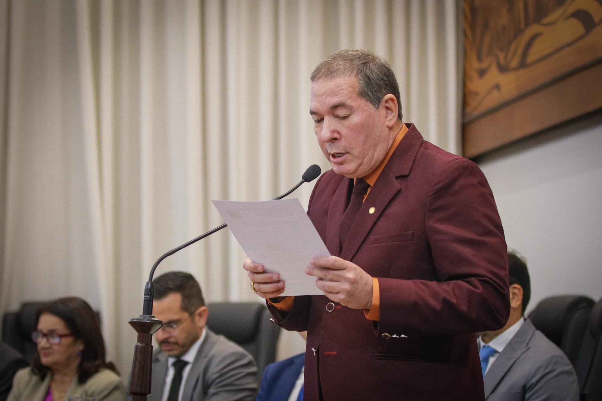 Chico Viga homenageia os 50 anos do TRE-AC e destaca papel da Justiça Eleitoral na democracia