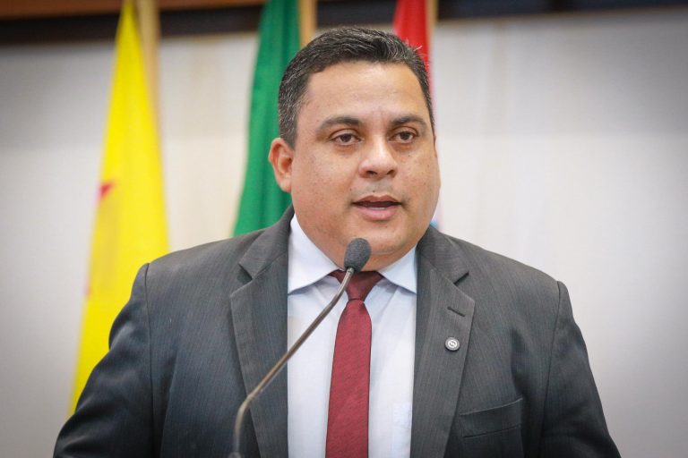 Gilberto Lira se solidariza com produtores rurais e presta homenagem póstuma a jovem Aécio