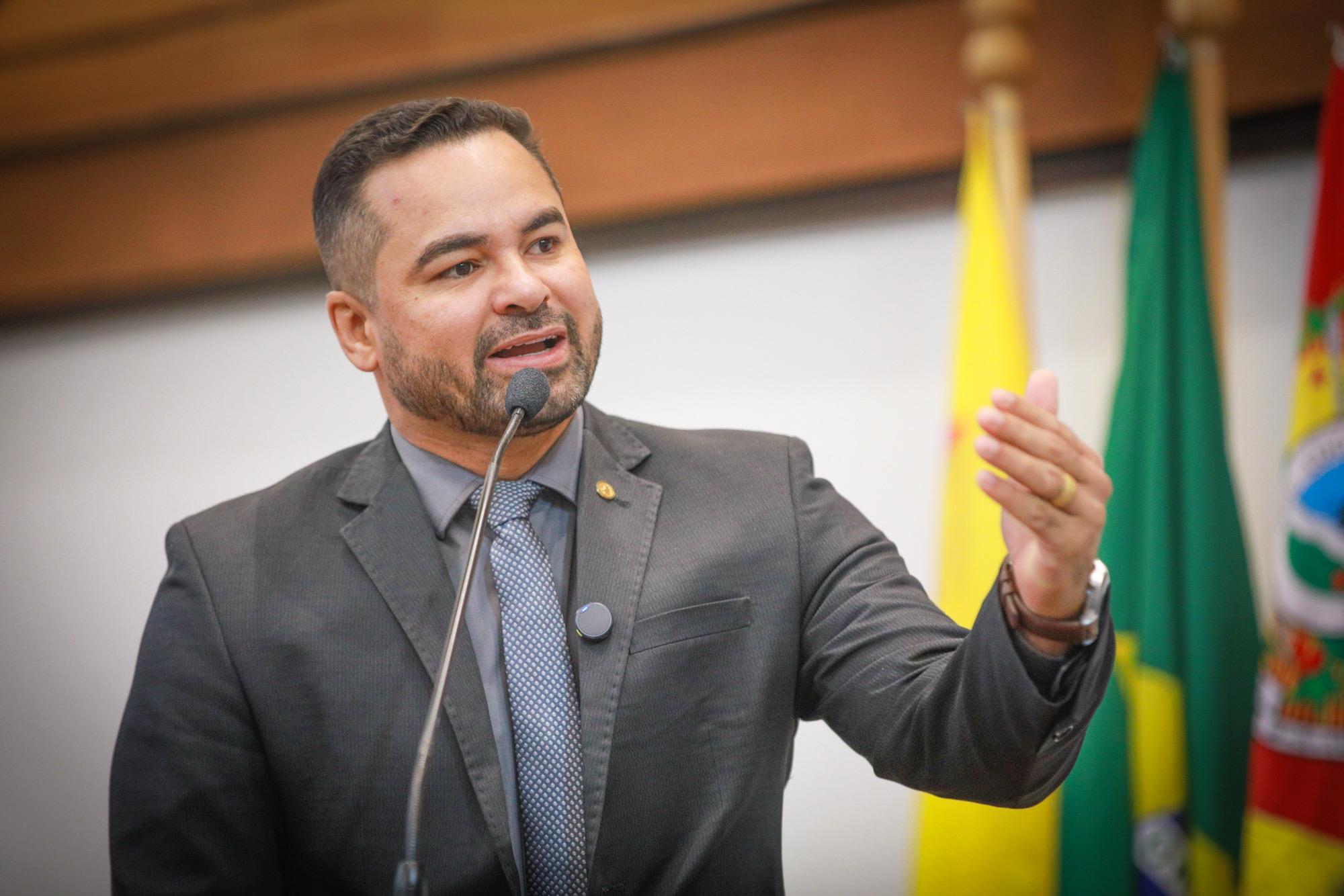 Arlenilson Cunha critica política ambiental federal e reforça apoio aos produtores rurais do Acre