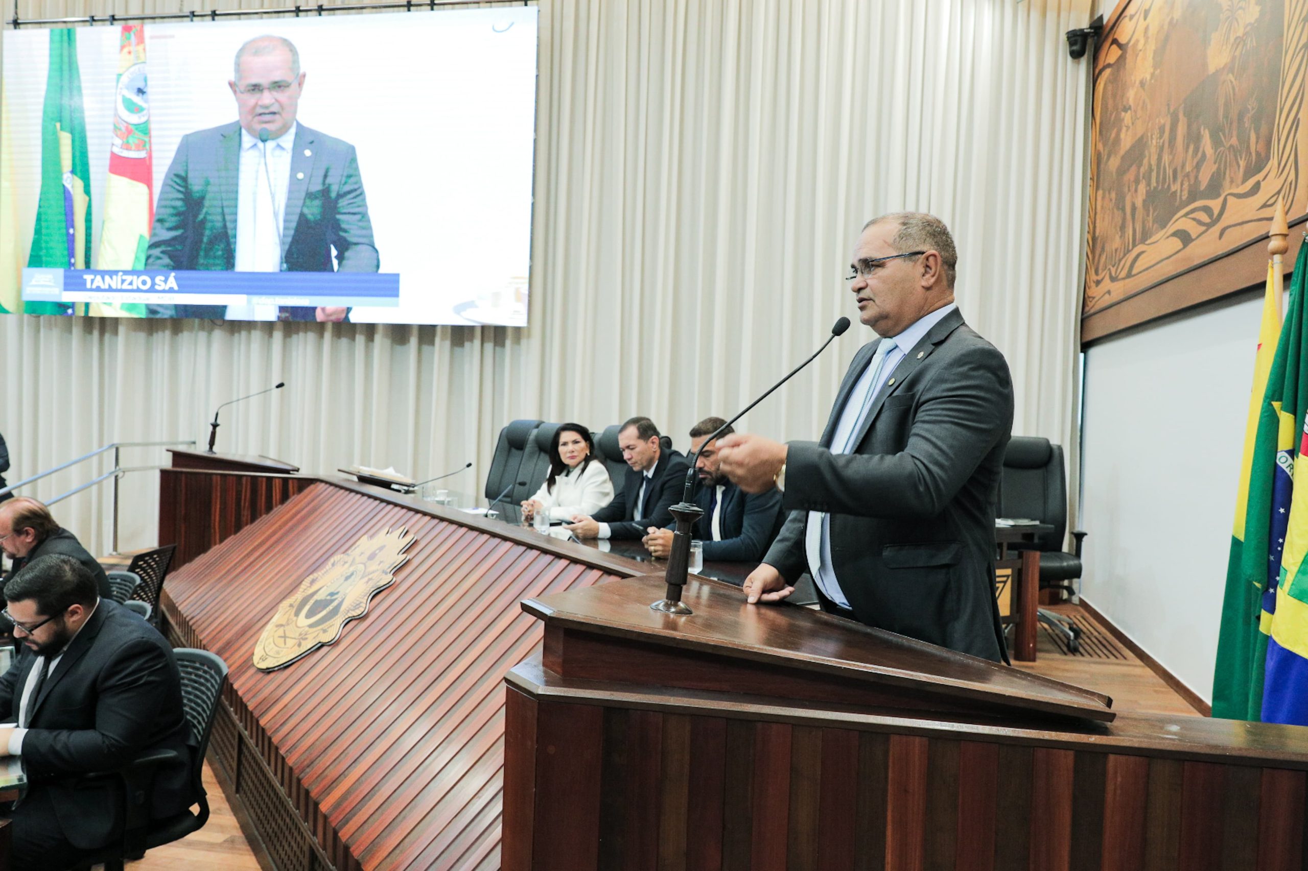 Tanízio Sá defende produtores rurais e cobra cumprimento da lei que protege pequenos proprietários