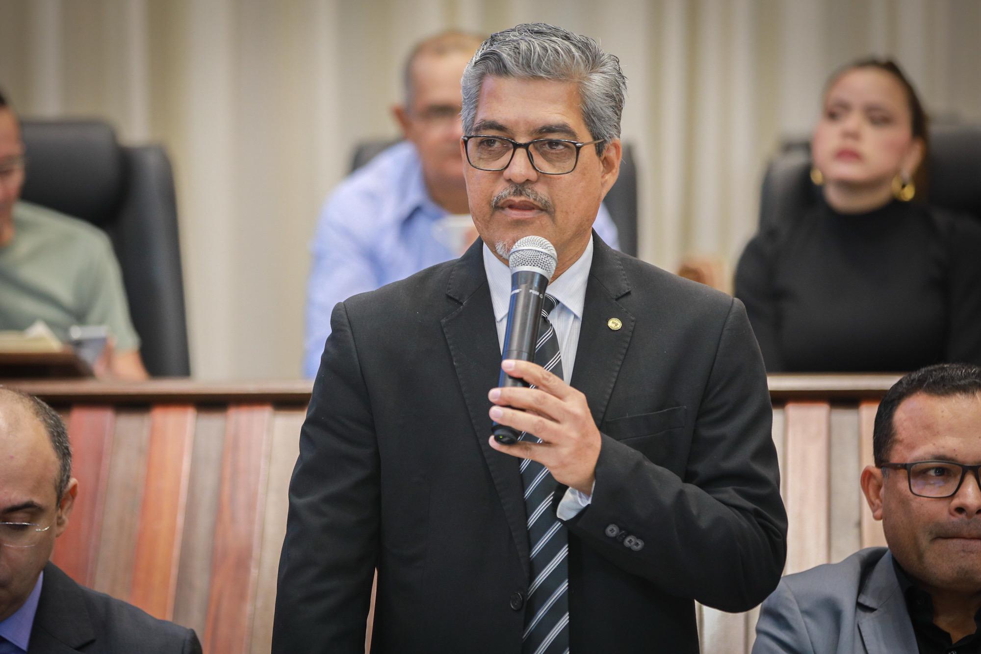 Edvaldo Magalhães destaca impacto da LDO sobre trabalhadores e previdência