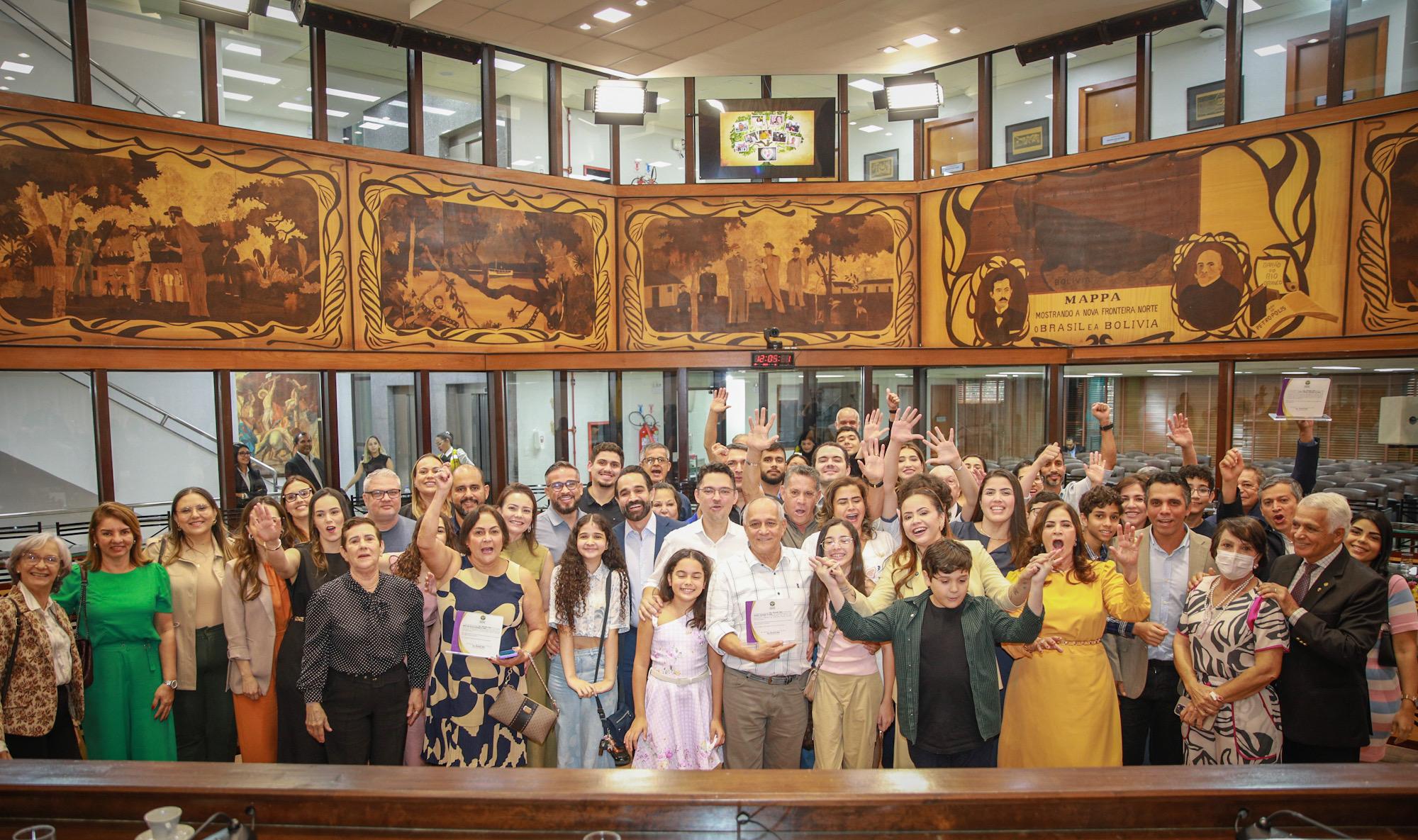 Assembleia Legislativa realiza Sessão Solene em homenagem à Família Santiago/Melo