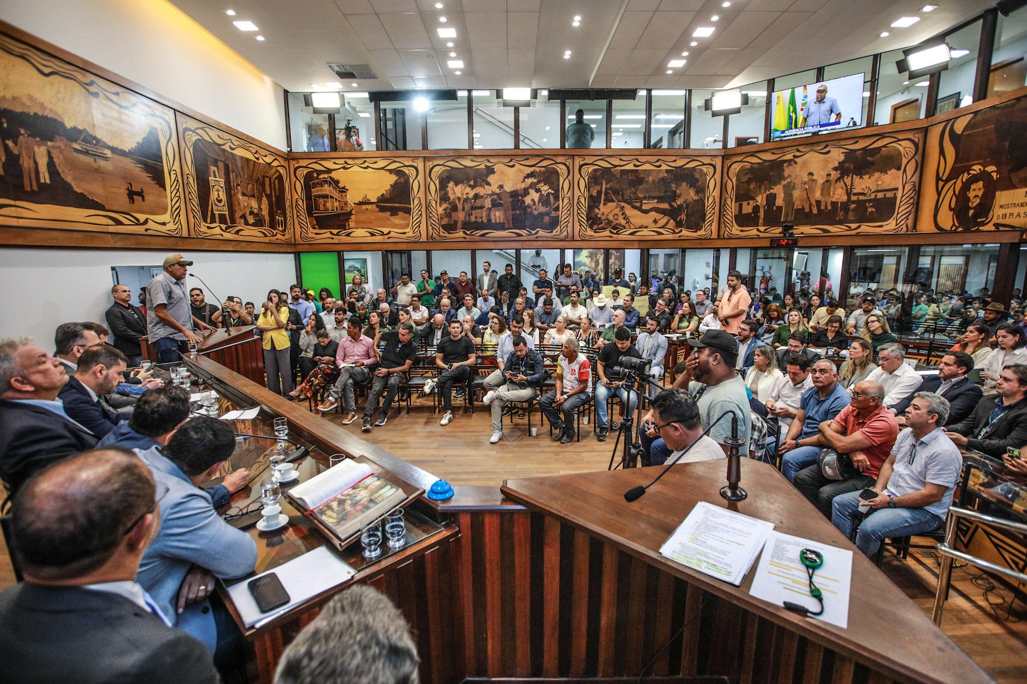 Aleac promove audiência pública para debater embargos das terras acreanas