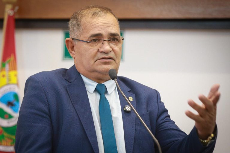 Tanízio Sá defende ampliação de vagas em creches e destaca recepção de Gladson a Lula
