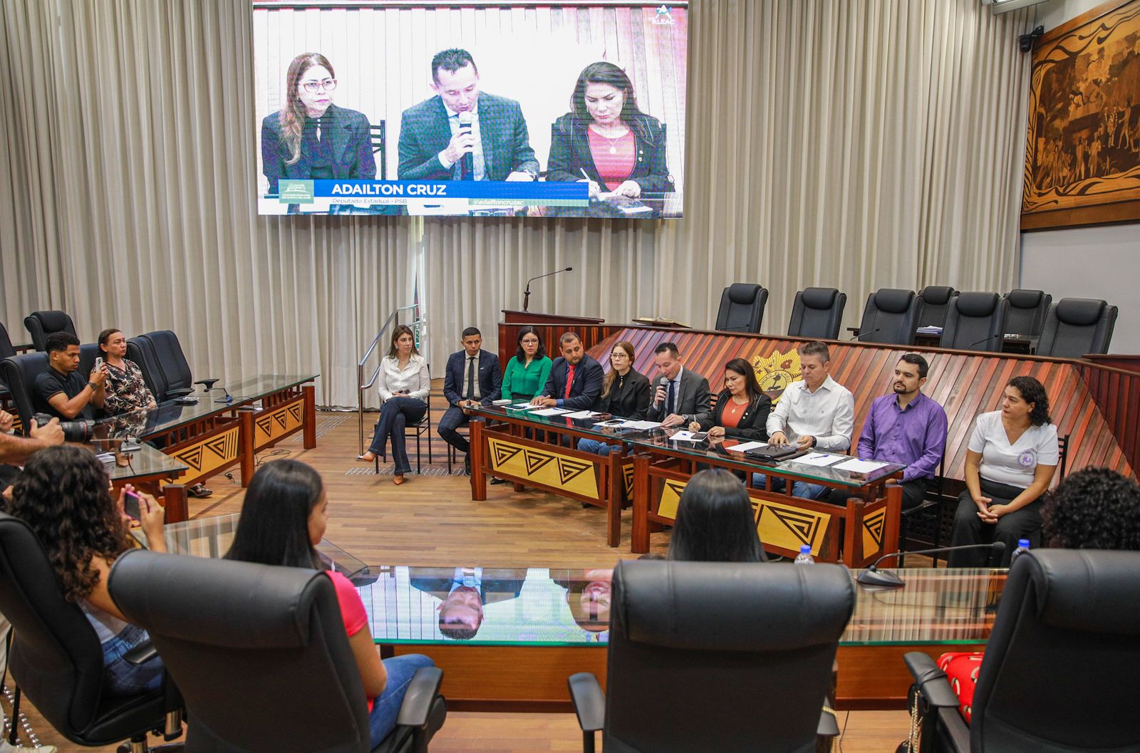Aleac realiza audiência pública para debater desafios no diagnóstico e tratamento da fibromialgia no Vale do Juruá