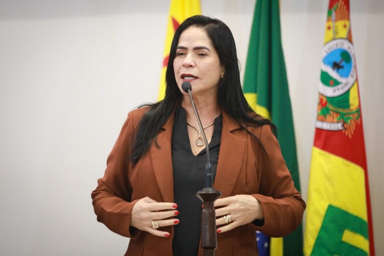 Maria Antônia agradece vinda do presidente Lula ao Acre e celebra anúncio de investimentos para Rodrigues Alves