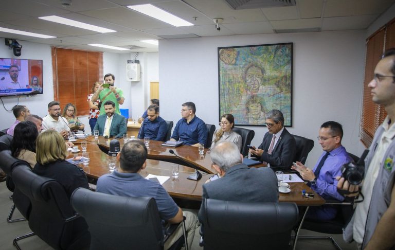 Comissão de Saúde da Aleac debate reformulação do Plano de Carreira da Saúde