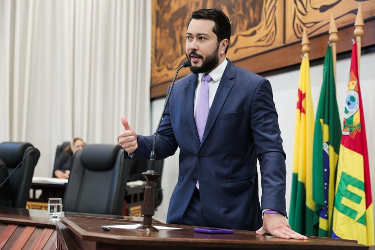 Emerson Jarude alerta para crise na educação e apresenta iniciativa “Partiu Enem”