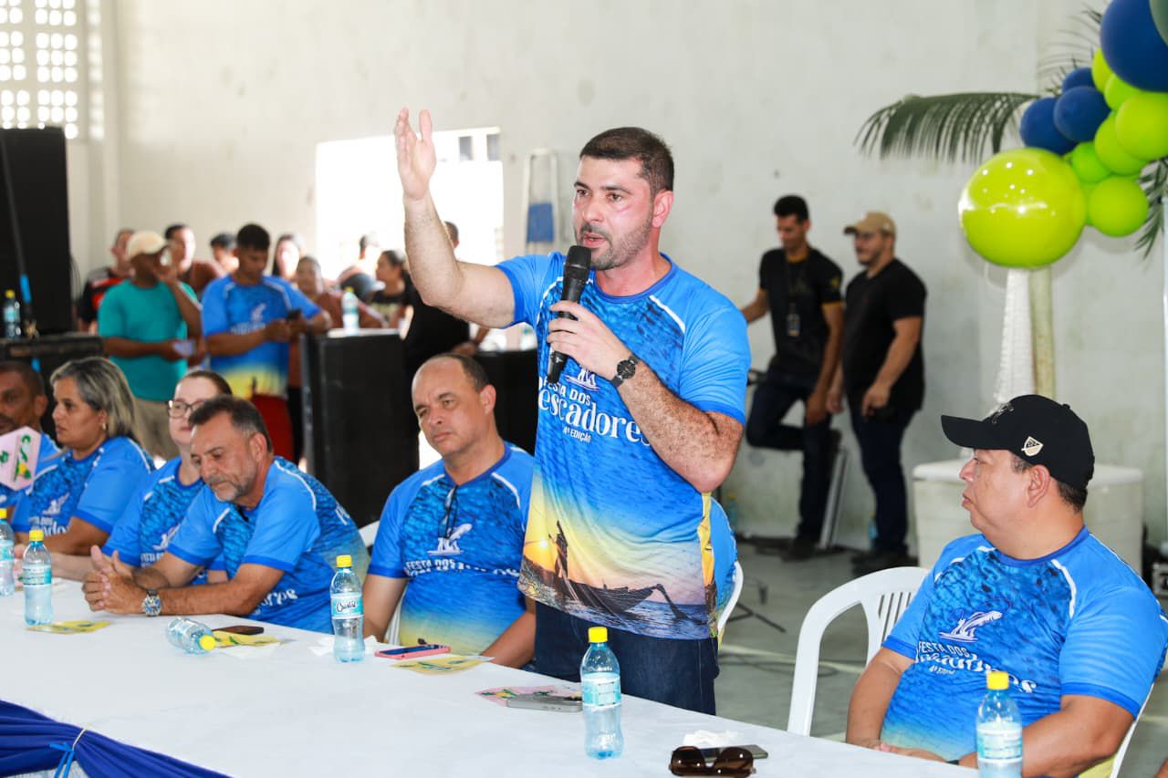 Pelo segundo ano consecutivo, Nicolau Júnior prestigia Festa dos Pescadores em Mâncio Lima